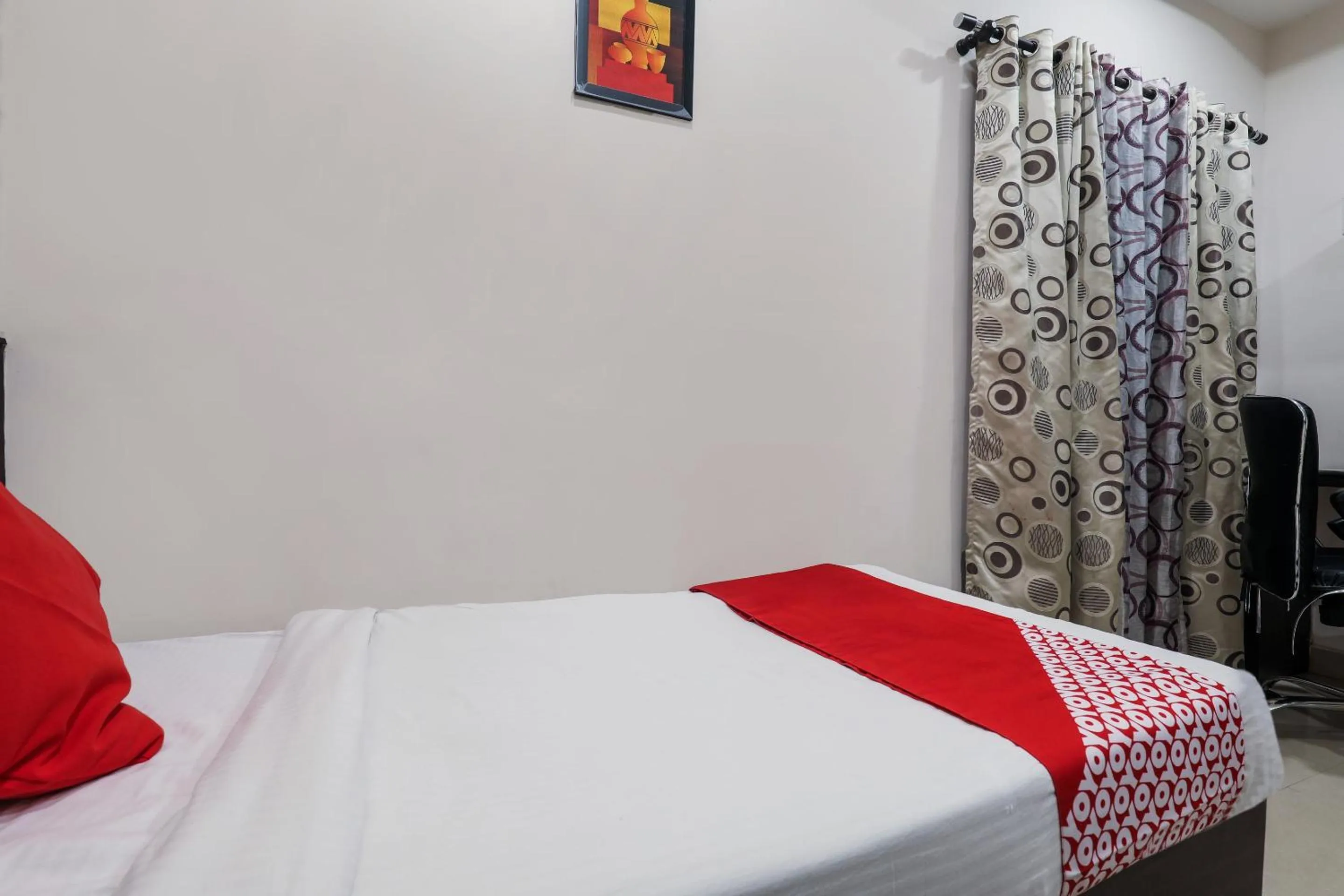 Bedroom, Bed in Super Hotel O Ssr Luxury Rooms