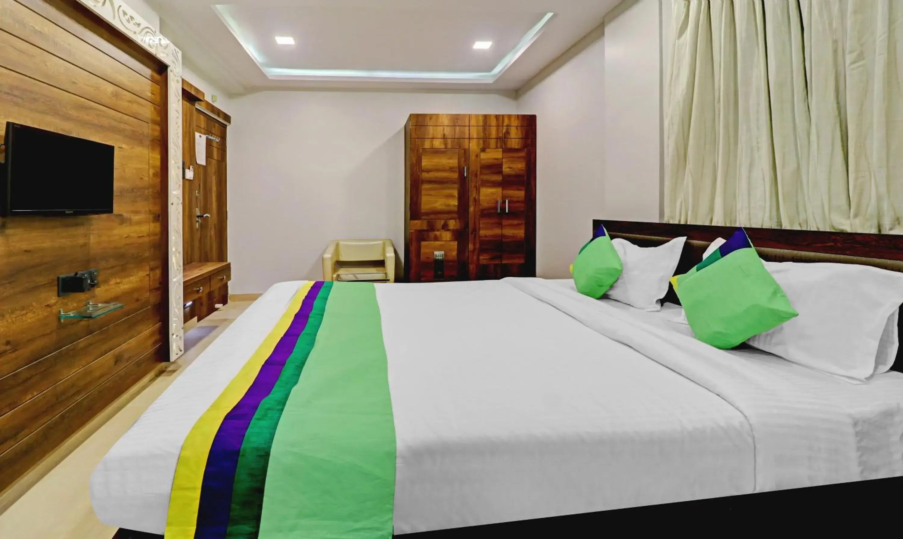 TV and multimedia, Bed in Treebo Orion Sapphire, Beck Bagan TV and multimedia, Bed in Treebo Orion Sapphire, Beck Bagan