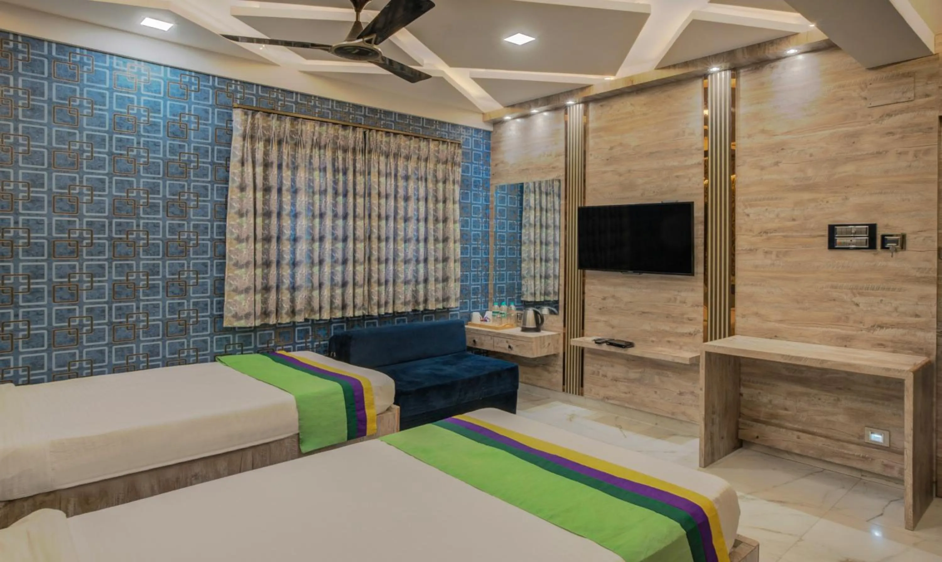 Bed in Treebo Orion Sapphire, Beck Bagan