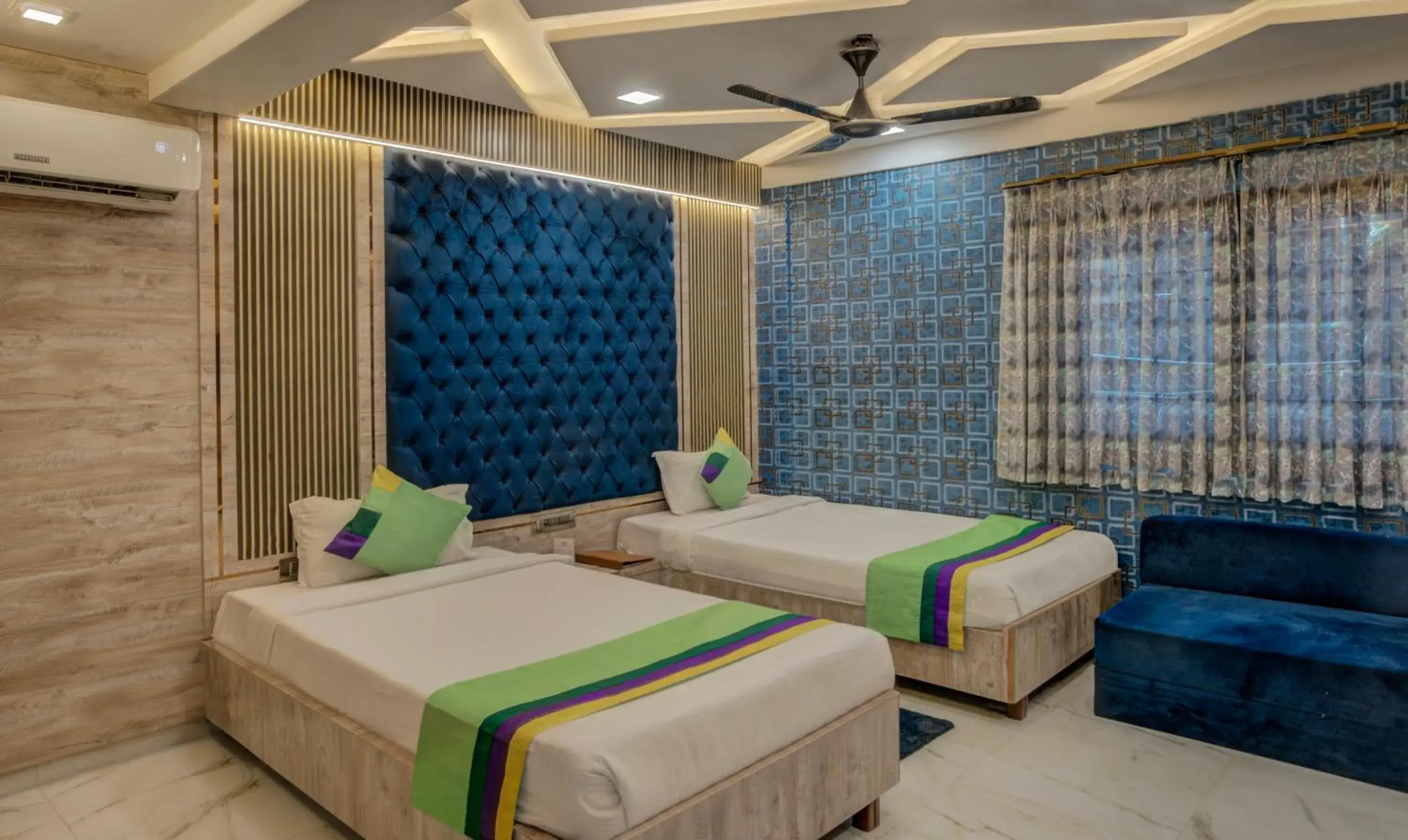 Bedroom, Bed in Treebo Orion Sapphire, Beck Bagan Bedroom, Bed in Treebo Orion Sapphire, Beck Bagan