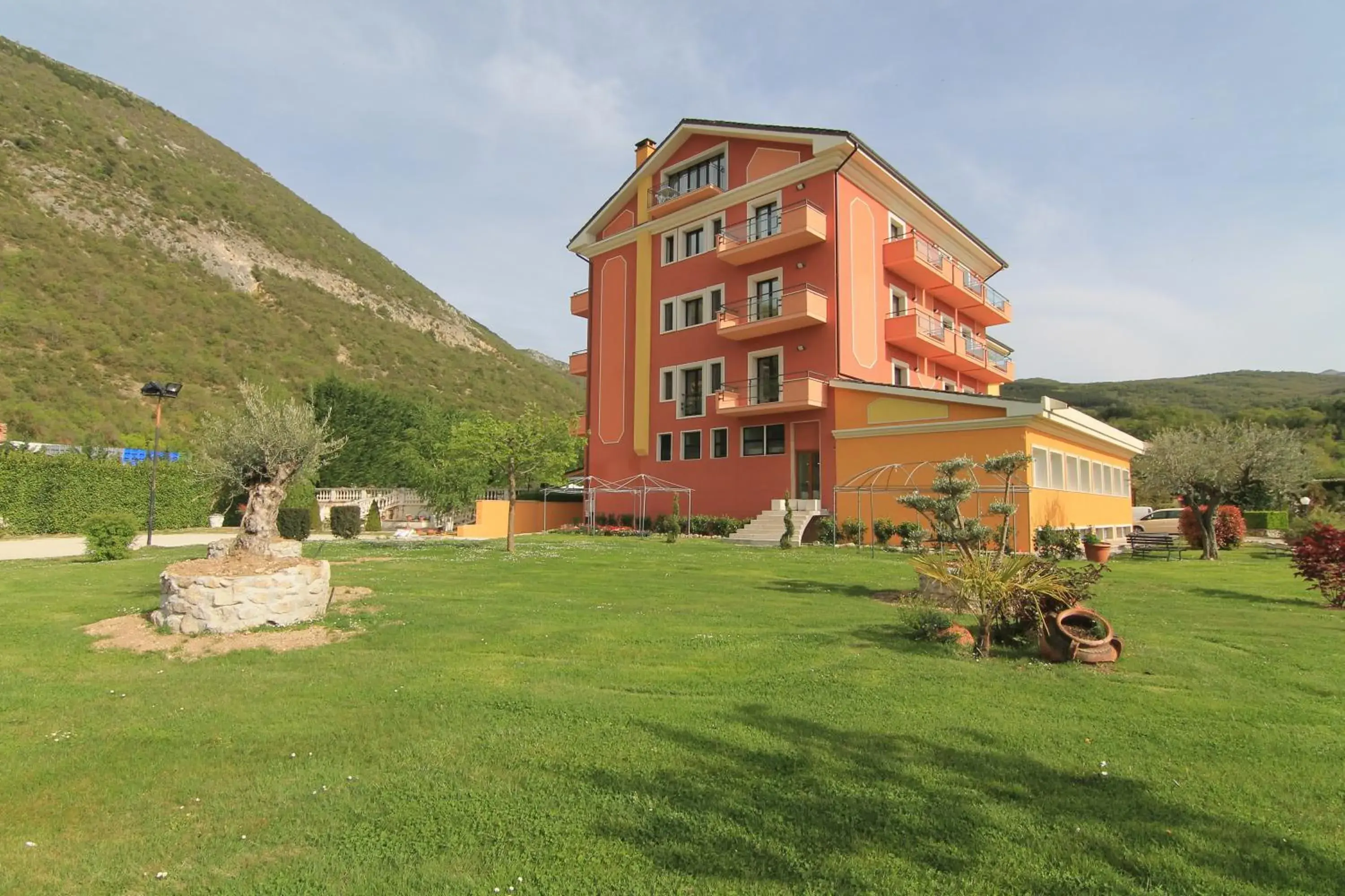 Facade/entrance in FILIPPONE HOTEL&RISTORANTE Facade/entrance in FILIPPONE HOTEL&RISTORANTE