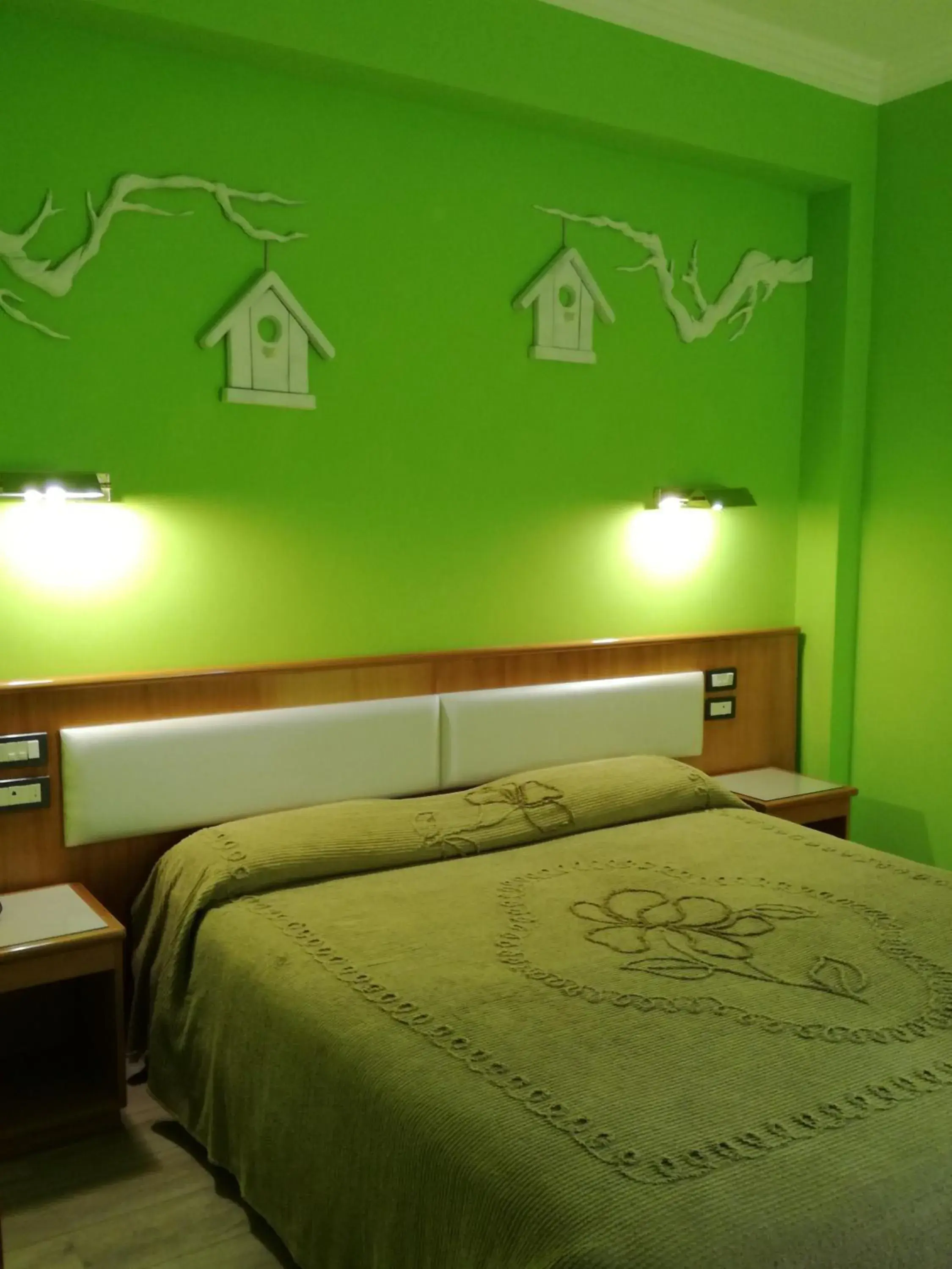 Bed in FILIPPONE HOTEL&RISTORANTE Bed in FILIPPONE HOTEL&RISTORANTE