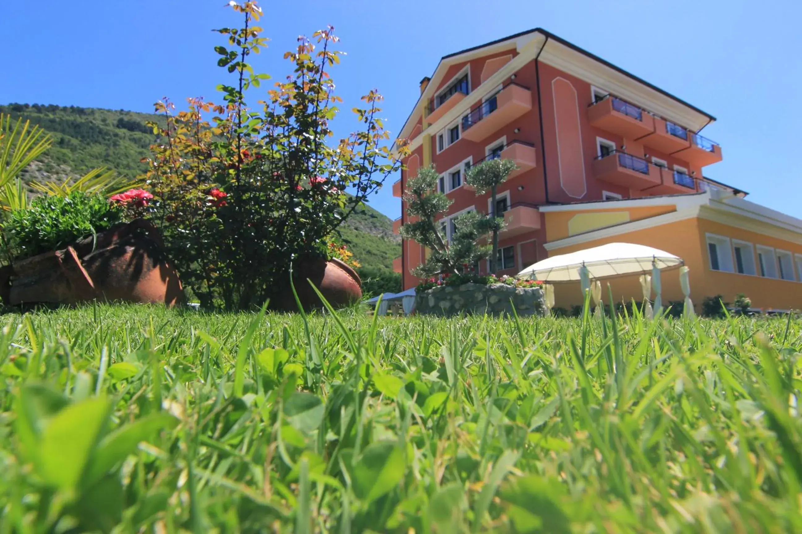 Property building in FILIPPONE HOTEL&RISTORANTE Property building in FILIPPONE HOTEL&RISTORANTE