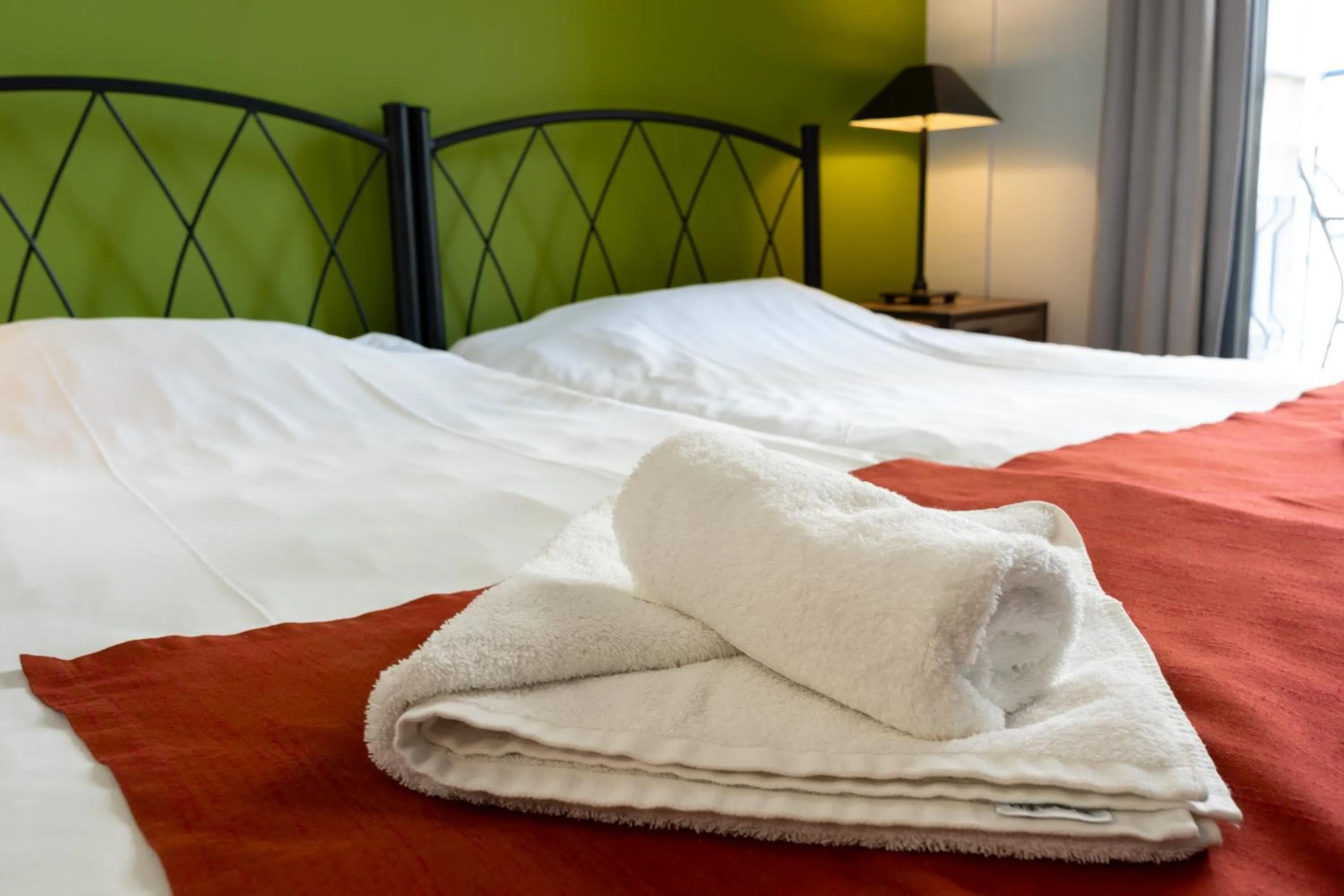 Bed in RentRooms Thessaloniki