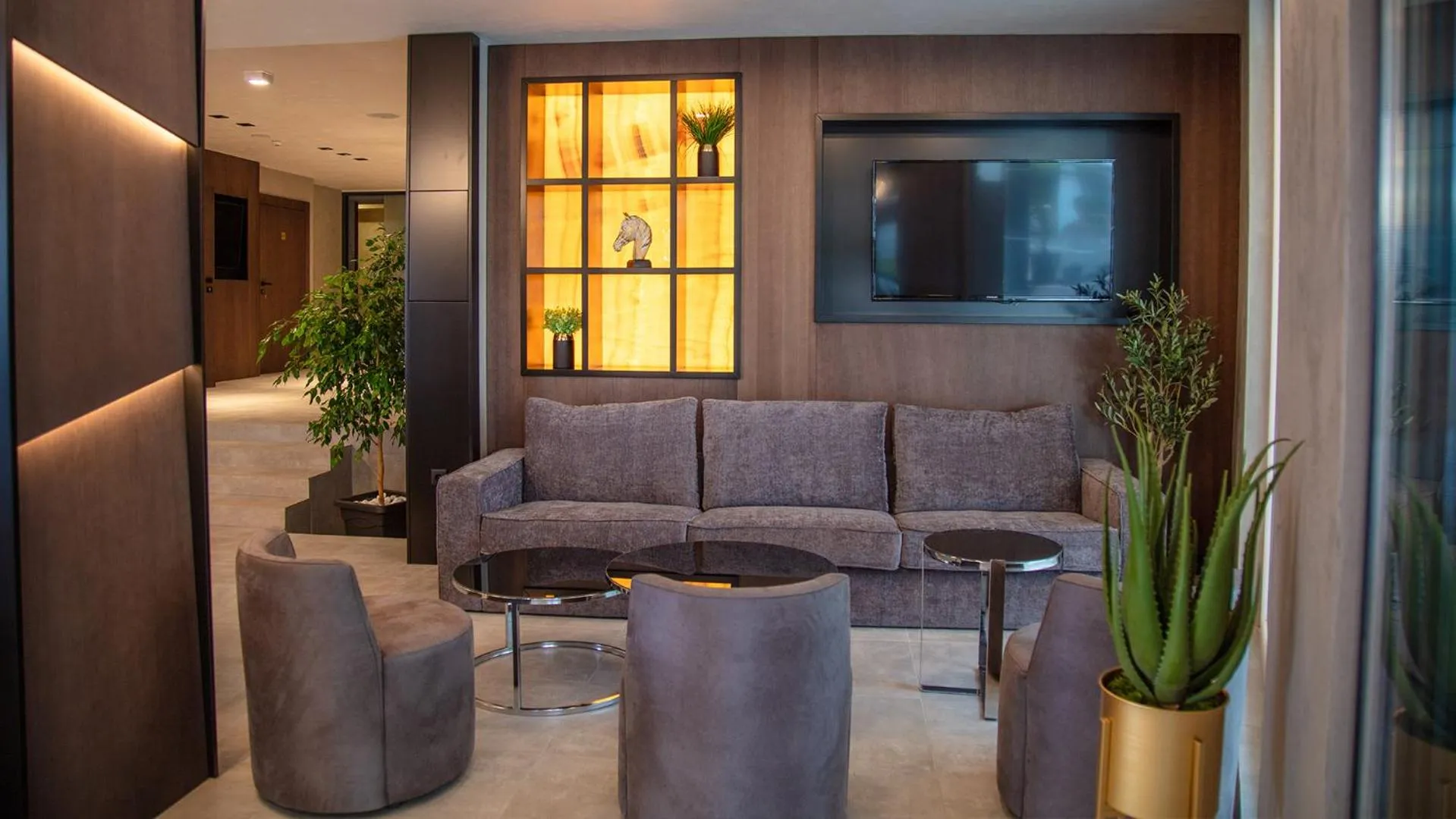 Lobby or reception in Aparthotel Paradiso