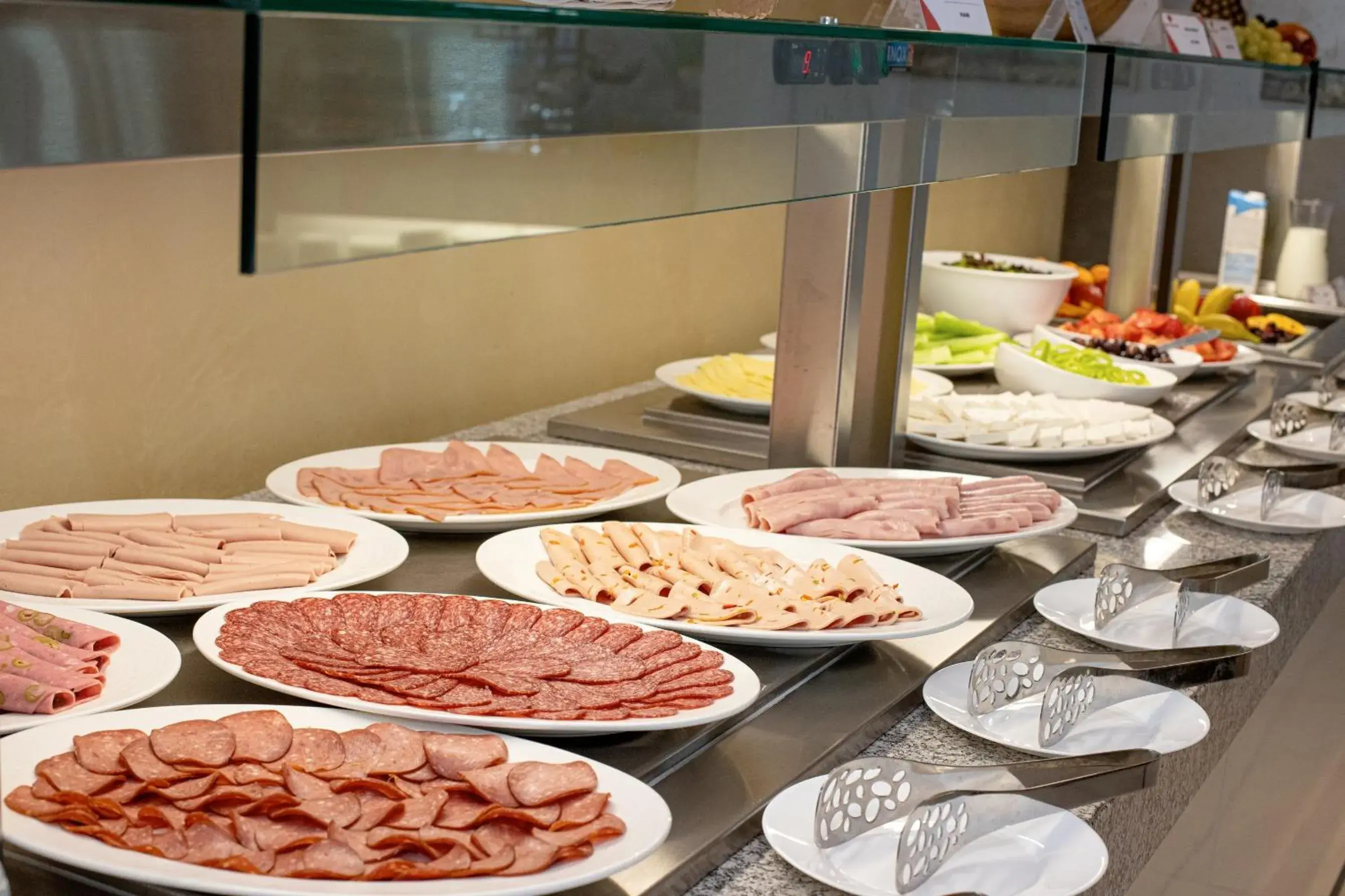 Restaurant/places to eat in Aparthotel Paradiso Restaurant/places to eat in Aparthotel Paradiso