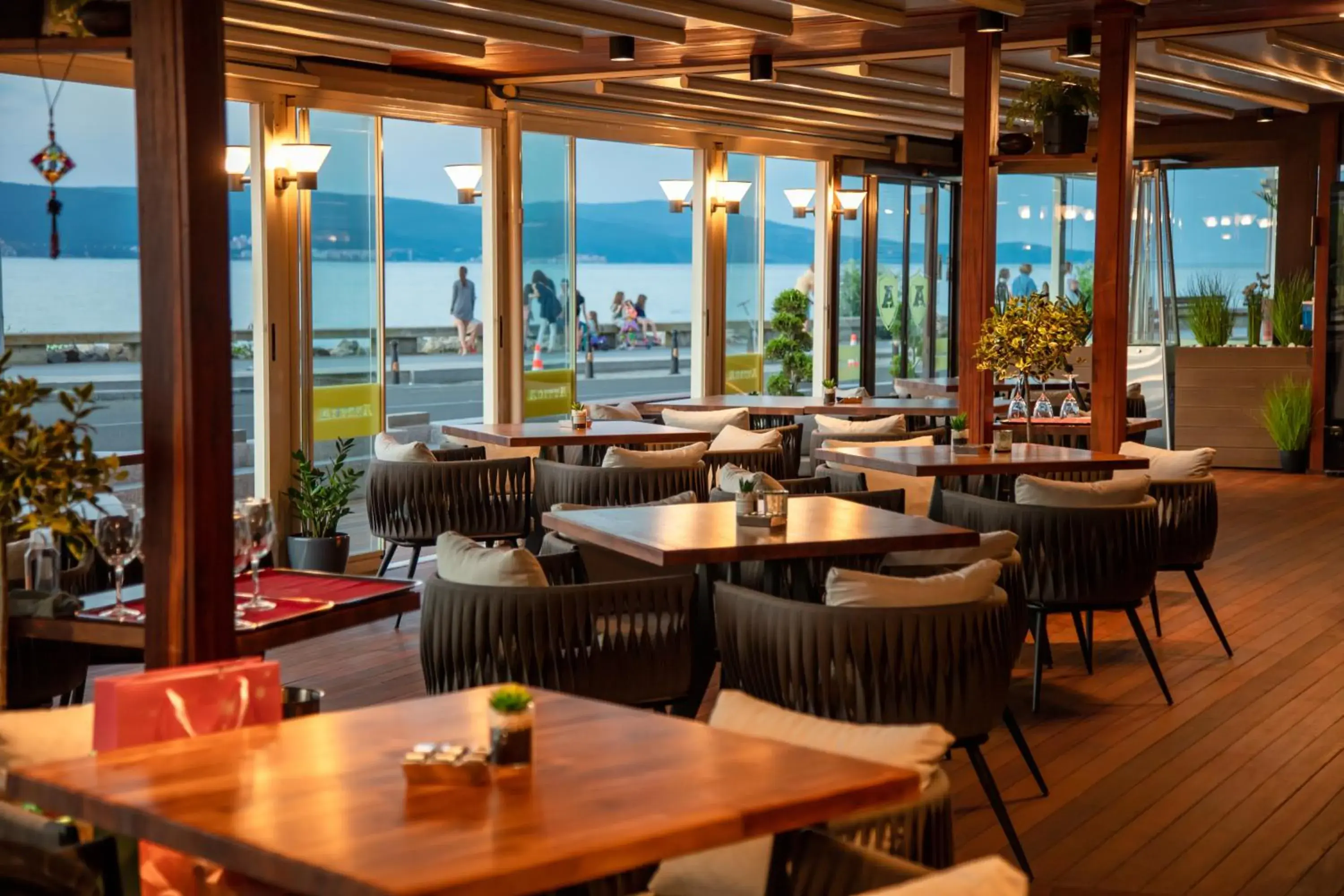 Restaurant/places to eat in Aparthotel Paradiso Restaurant/places to eat in Aparthotel Paradiso