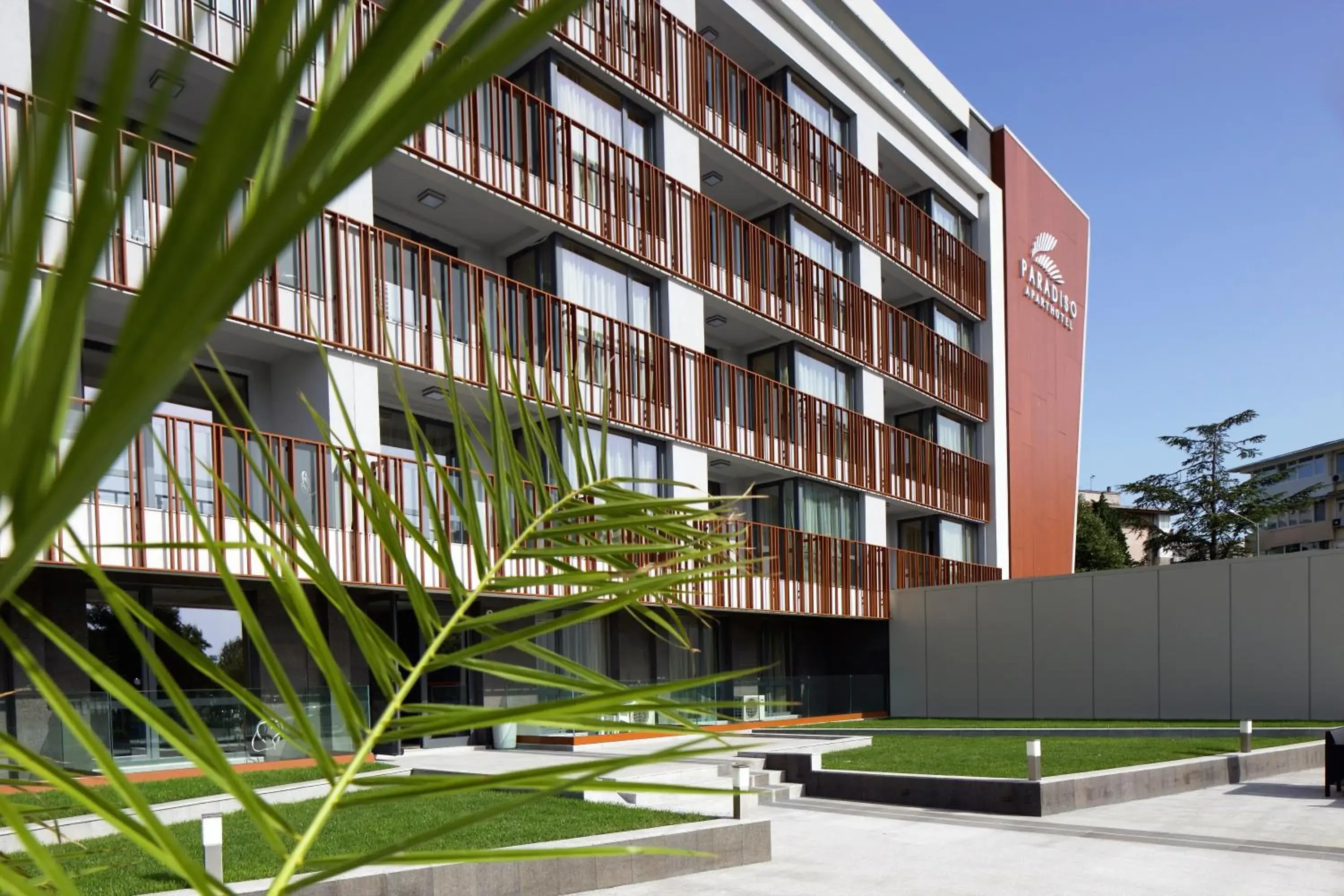 Property building in Aparthotel Paradiso Property building in Aparthotel Paradiso