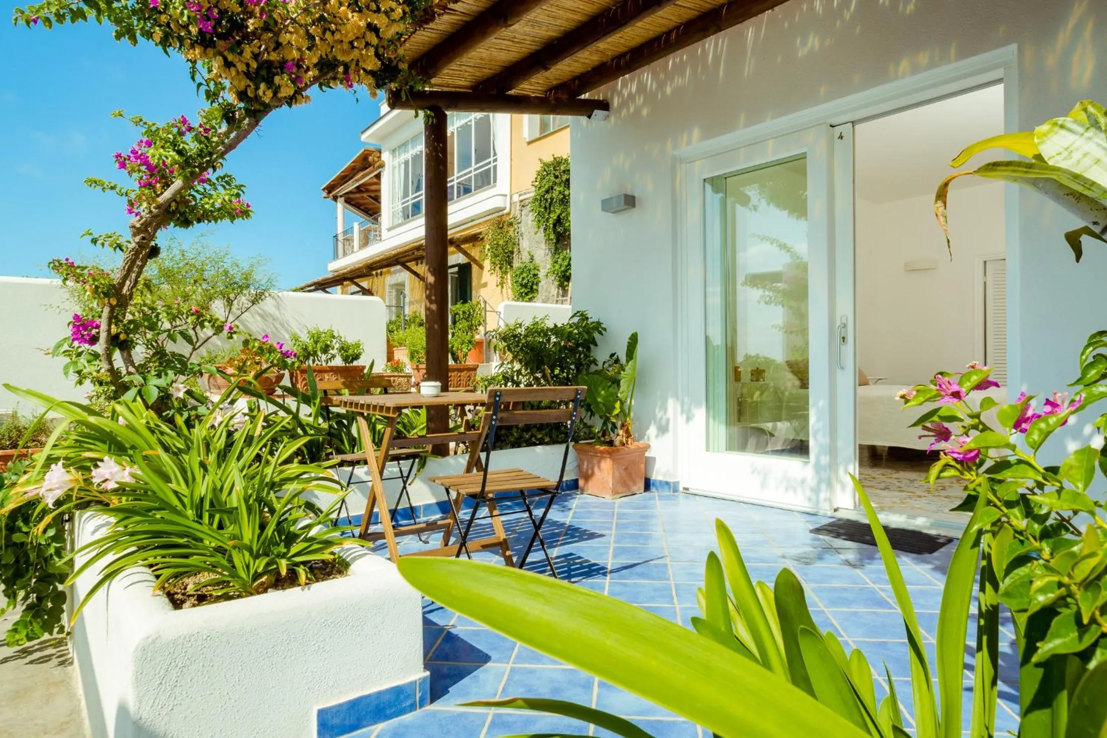 Patio in Hotel Umberto A Mare