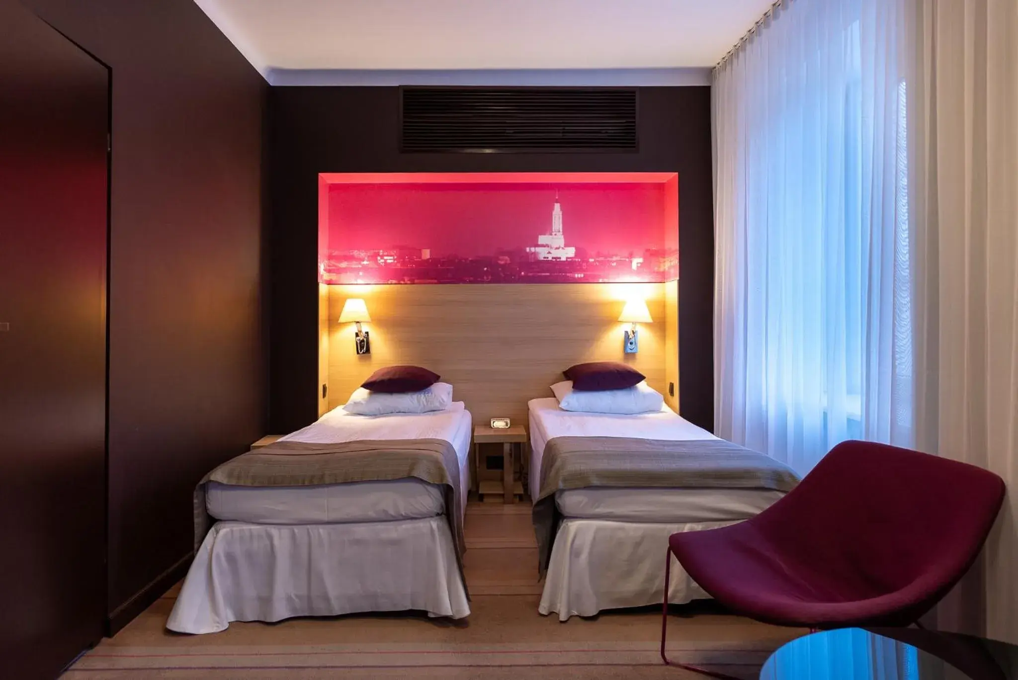 Comfort Twin Room with access to the wellness and fitness area in Hotel Cristal Białystok Comfort Twin Room with access to the wellness and fitness area in Hotel Cristal Białystok