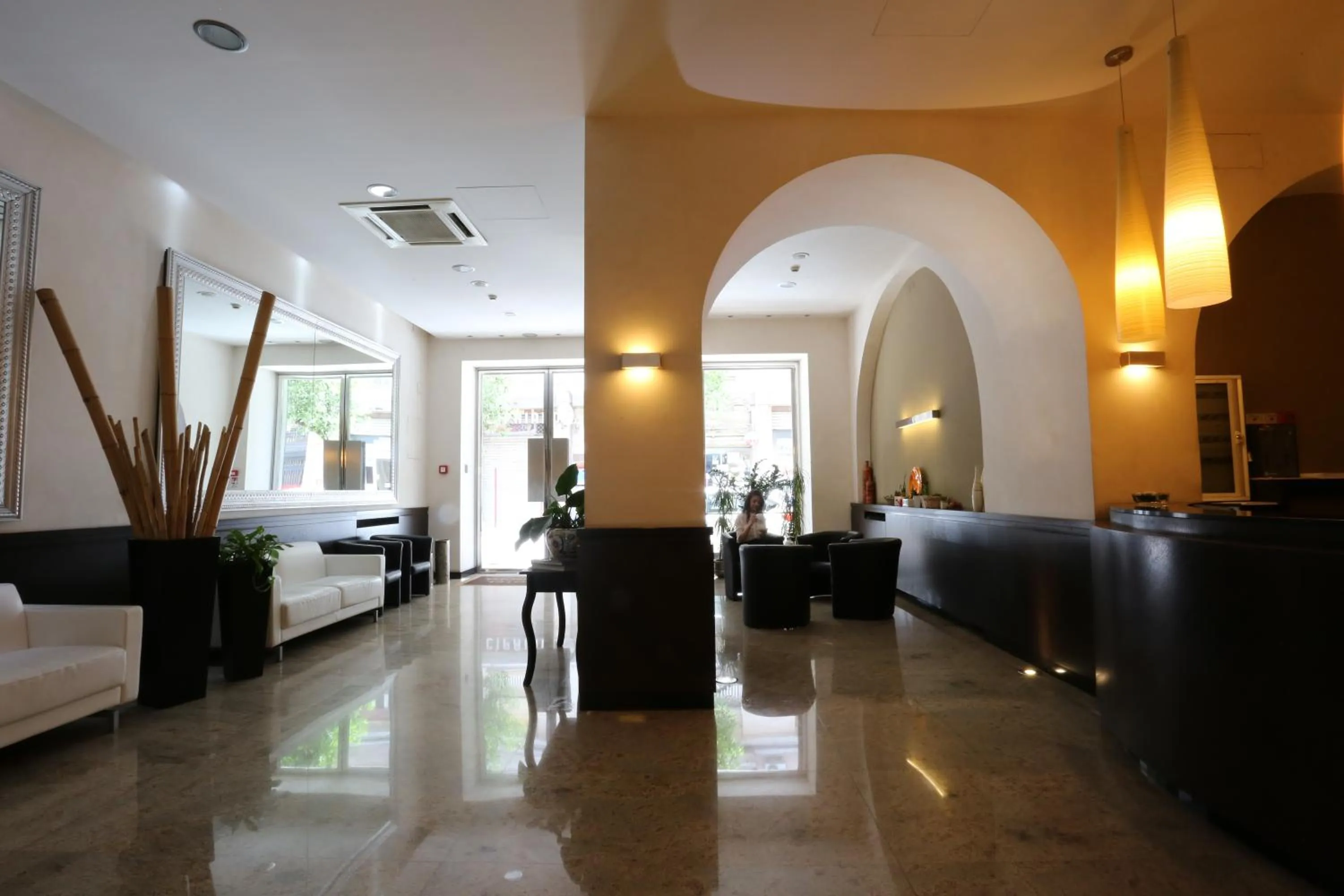 Lobby or reception, Bed in Hotel Europa