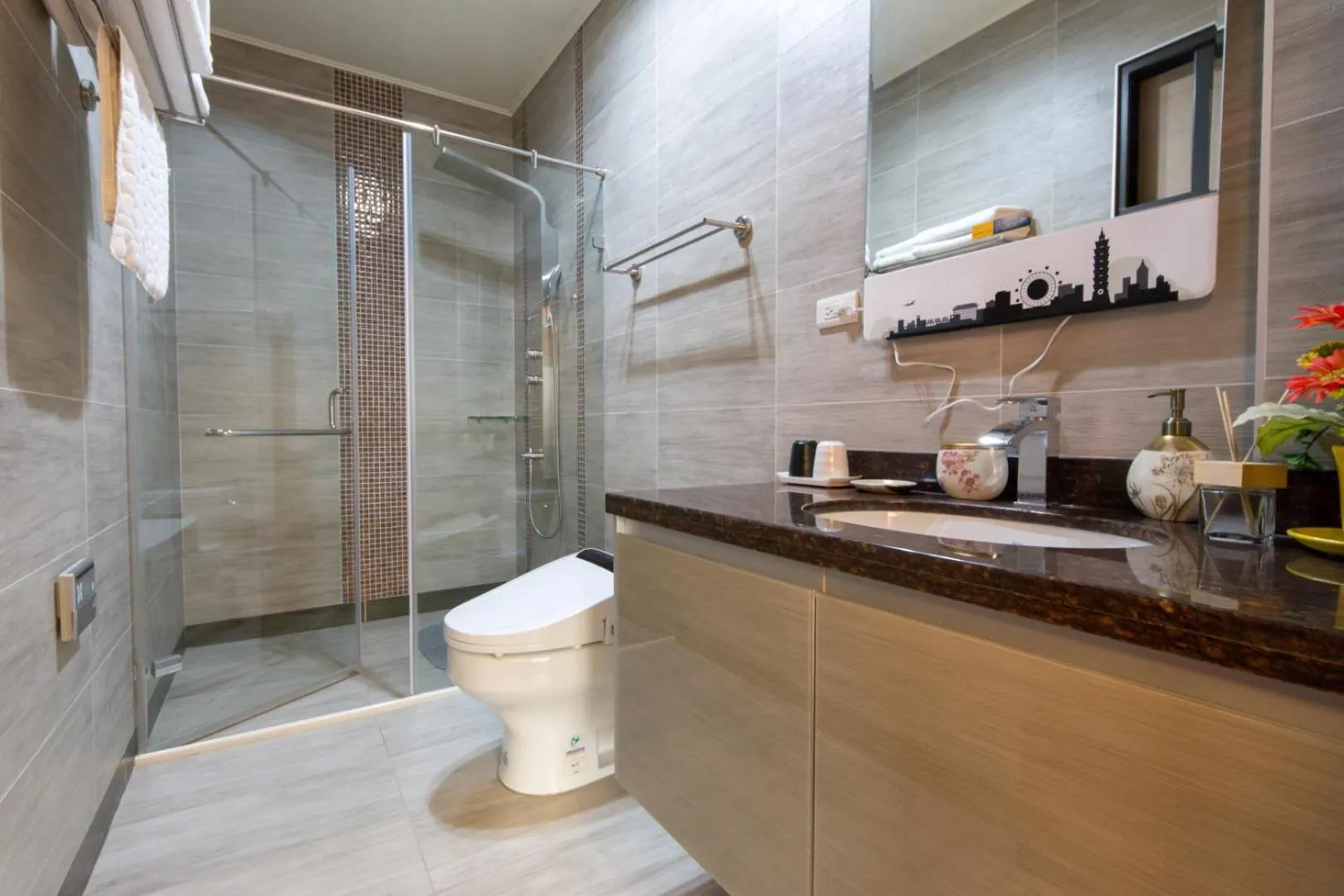 Bathroom in 醇境民宿市區車庫停車場