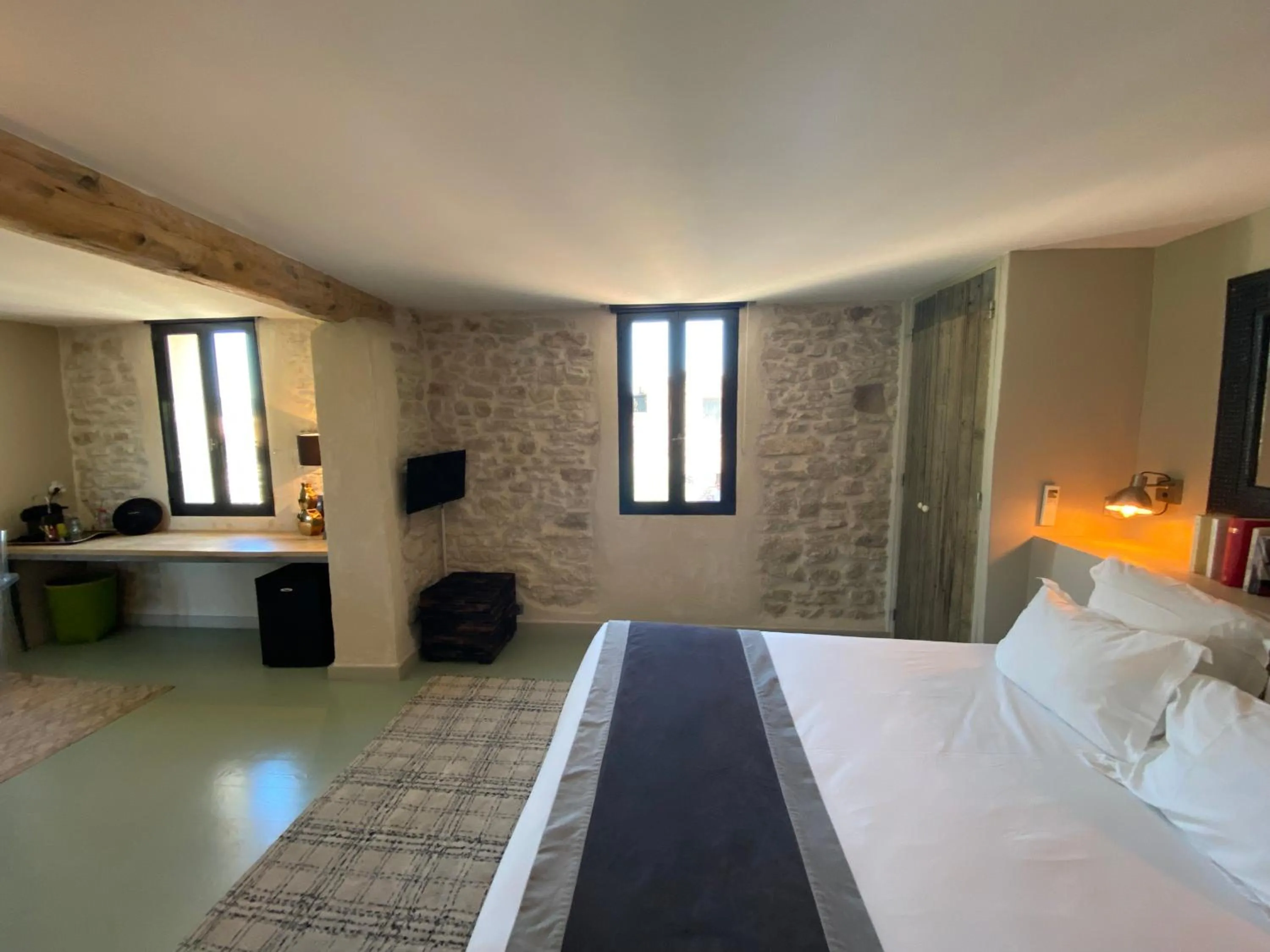 Bedroom, Bed in Hôtel La Maison de Crillon