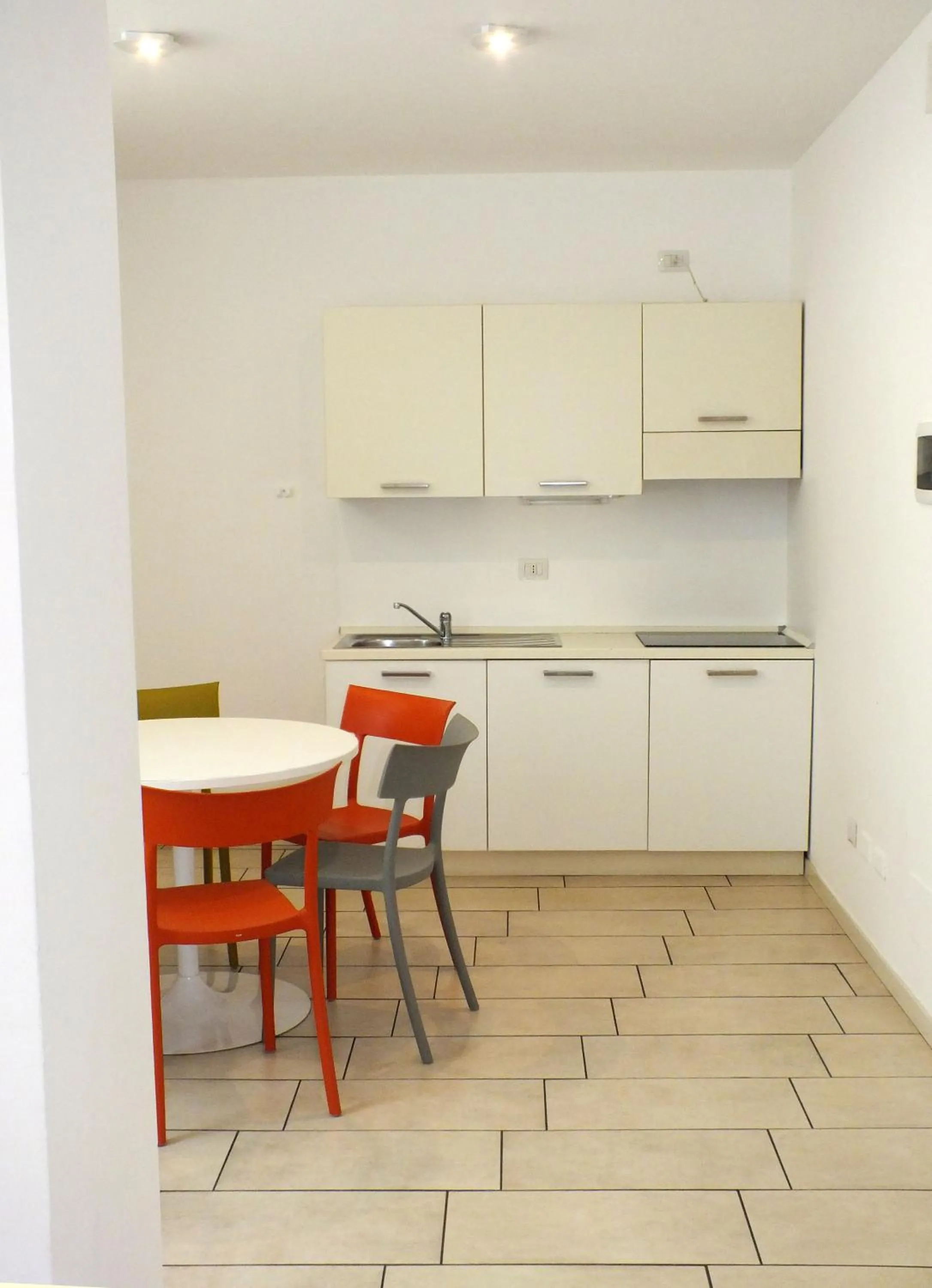 kitchen in BB Hotels Aparthotel Visconti