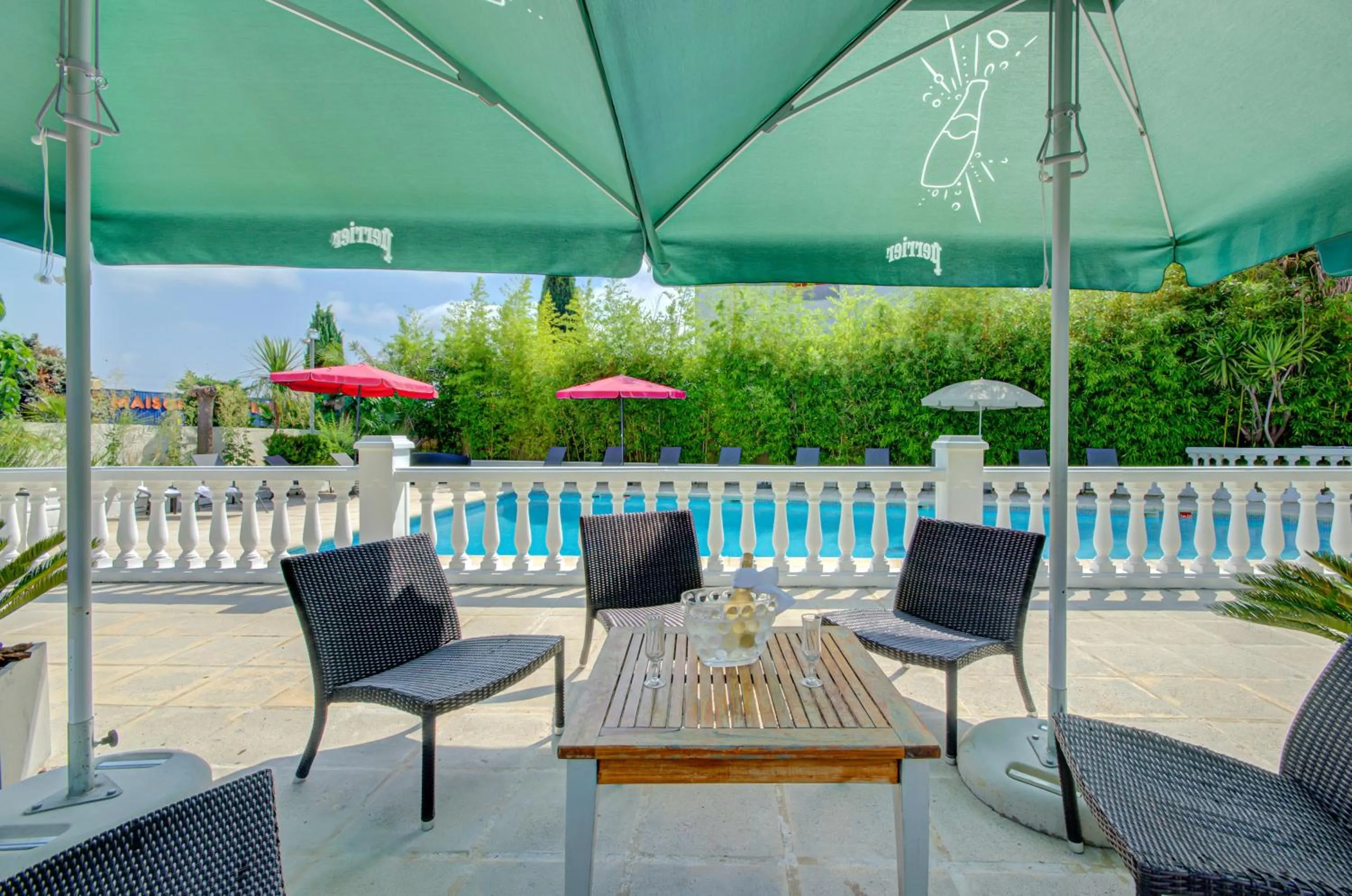 Swimming pool in Eurotel Parc Expo Airport Montpellier