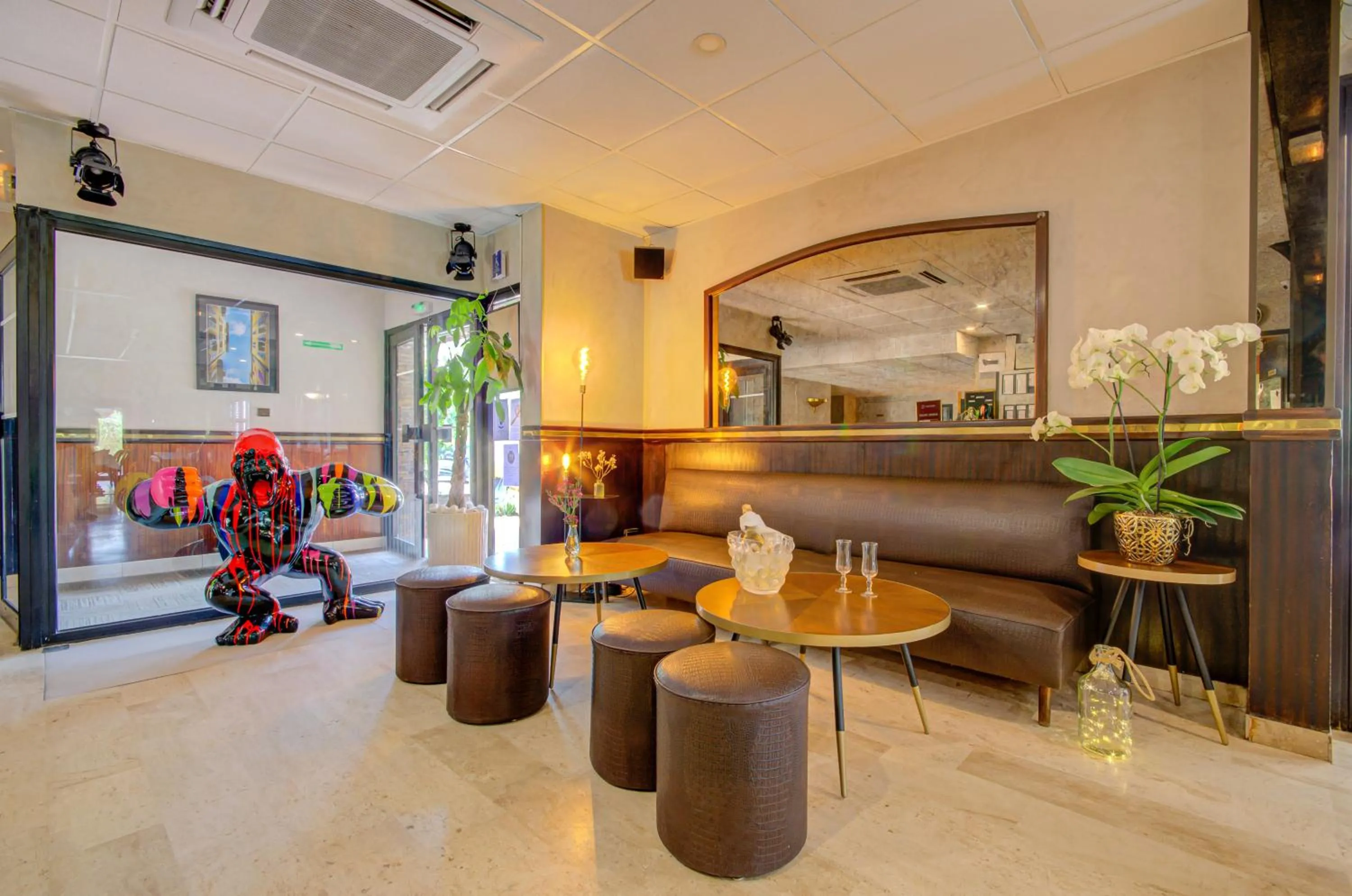 Lobby or reception in Eurotel Parc Expo Airport Montpellier