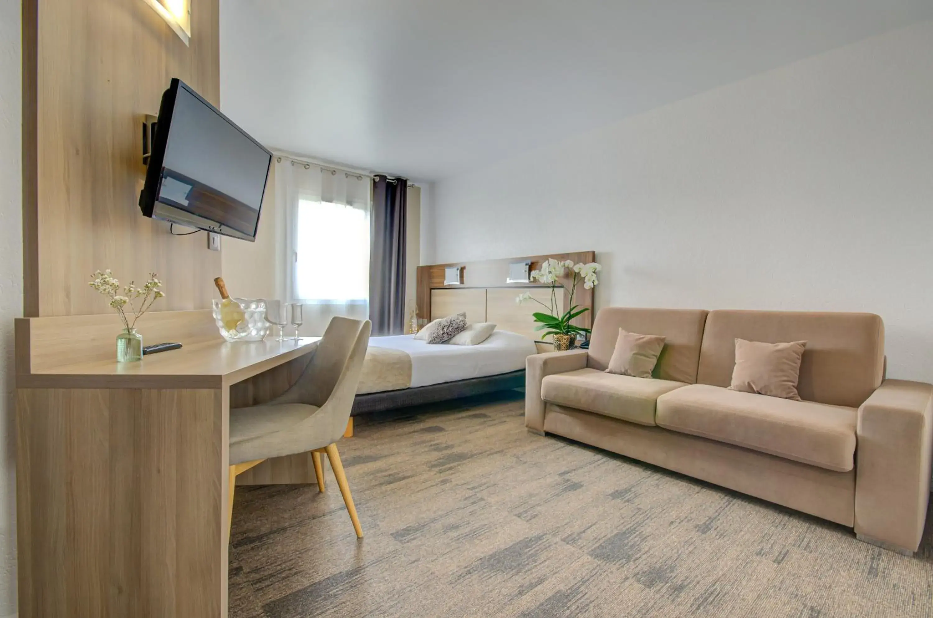 Deluxe Room in Eurotel Parc Expo Airport Montpellier Deluxe Room in Eurotel Parc Expo Airport Montpellier