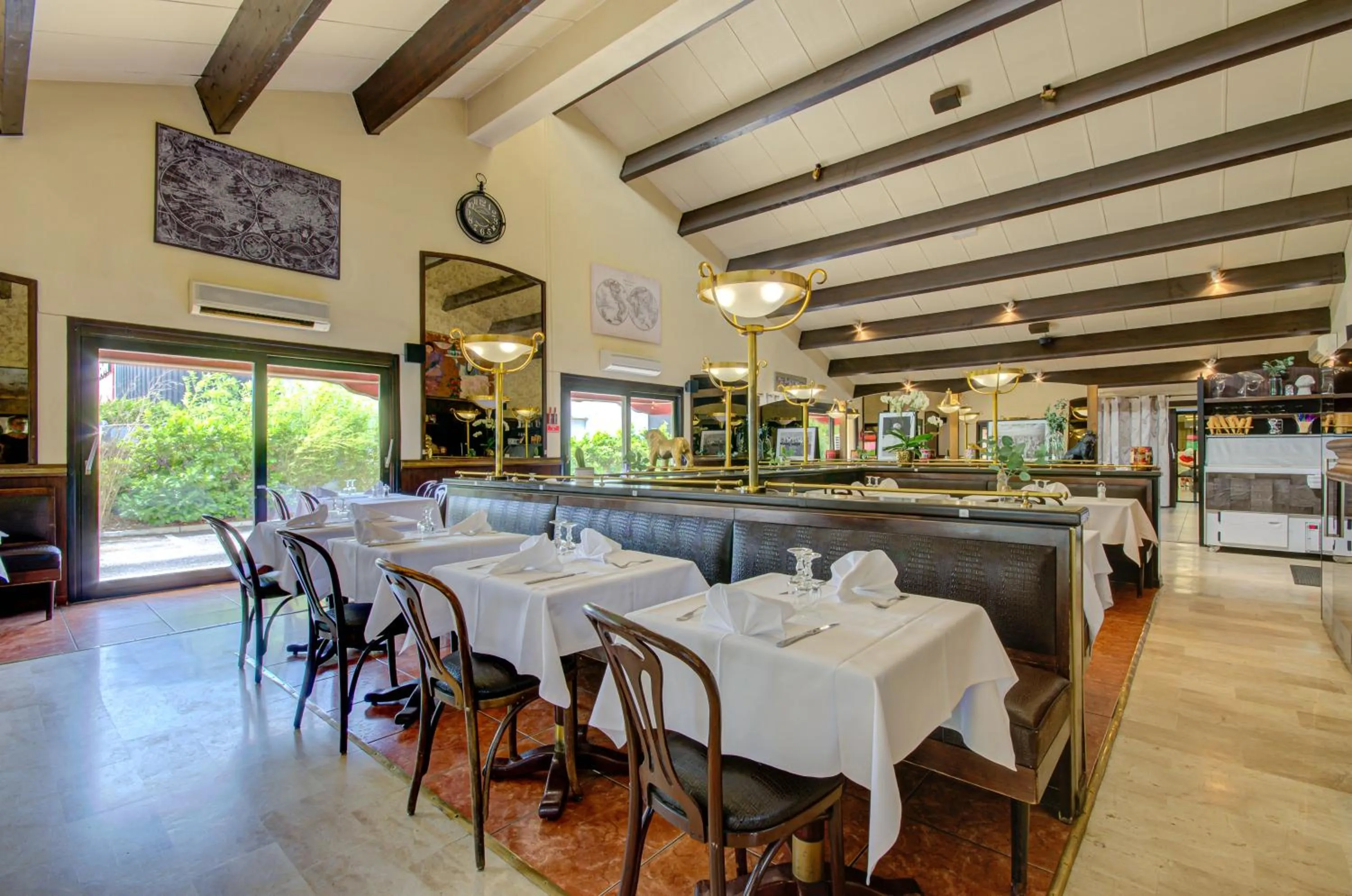 Restaurant/places to eat in Eurotel Parc Expo Airport Montpellier