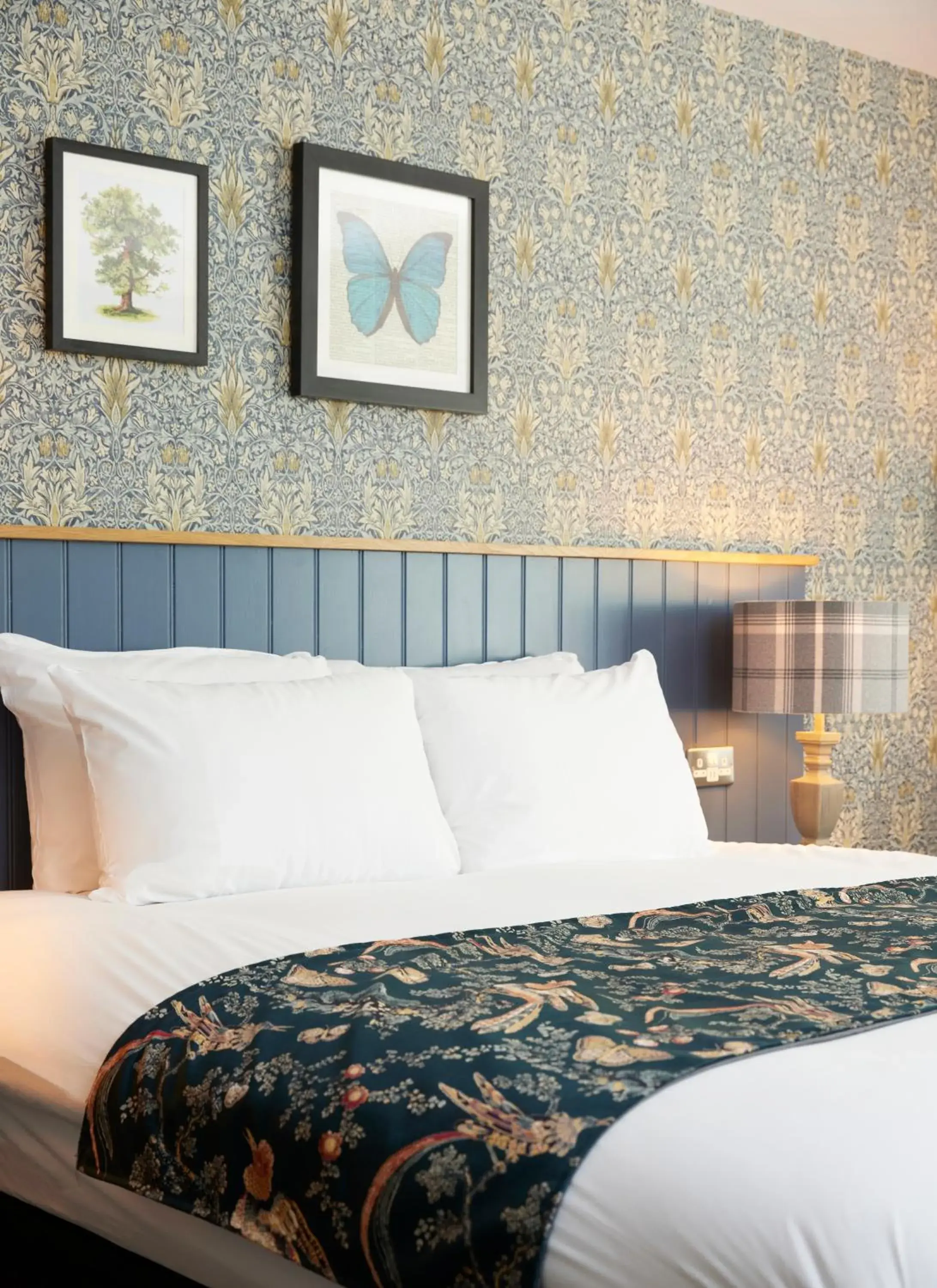 Superior Double Room in Rose Revived by Chef & Brewer Collection Superior Double Room in Rose Revived by Chef & Brewer Collection