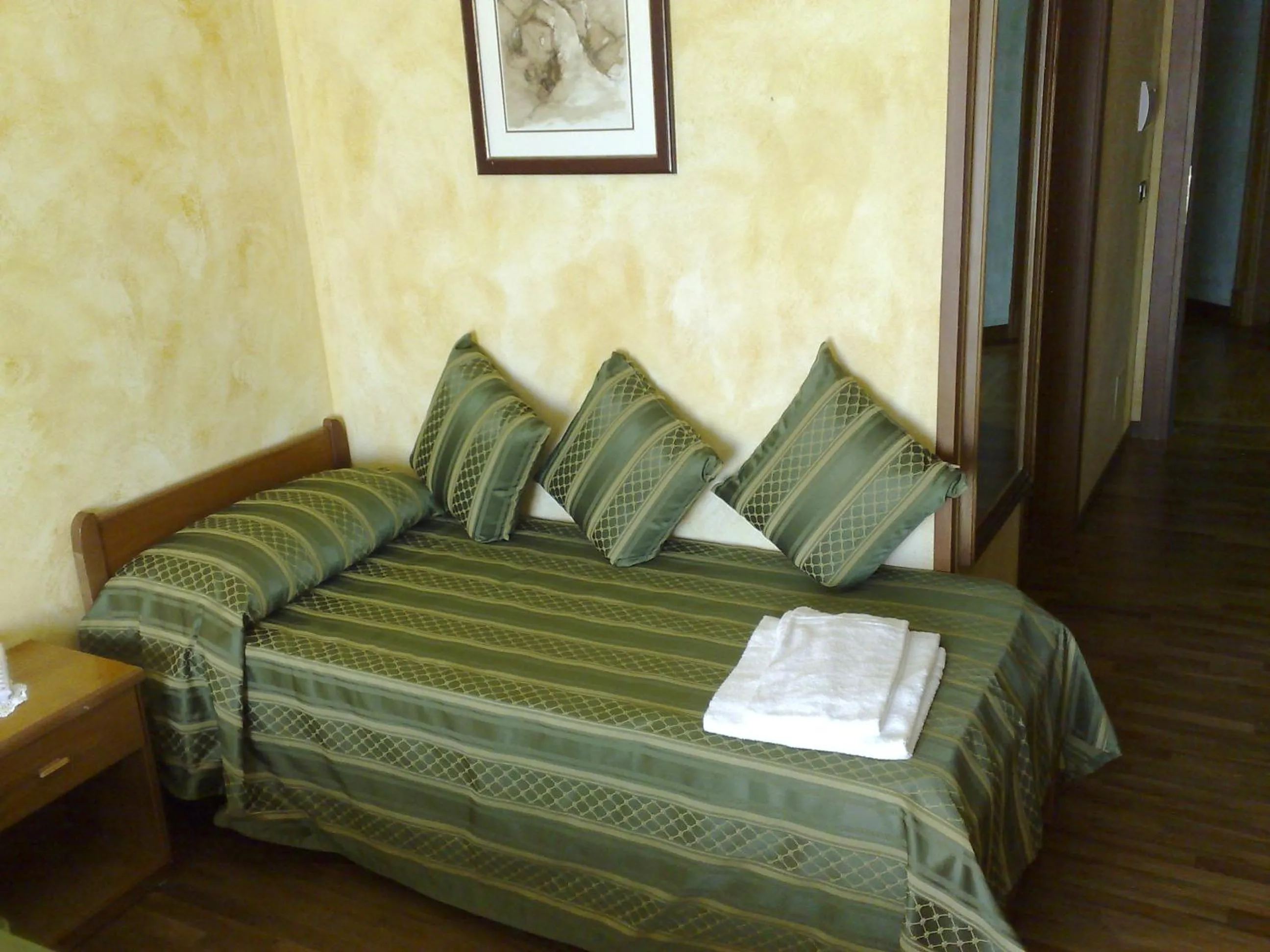 Bed in Hotel Internazionale