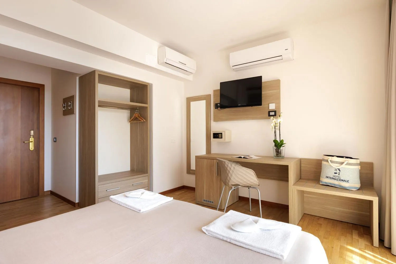 Bed in Hotel Internazionale