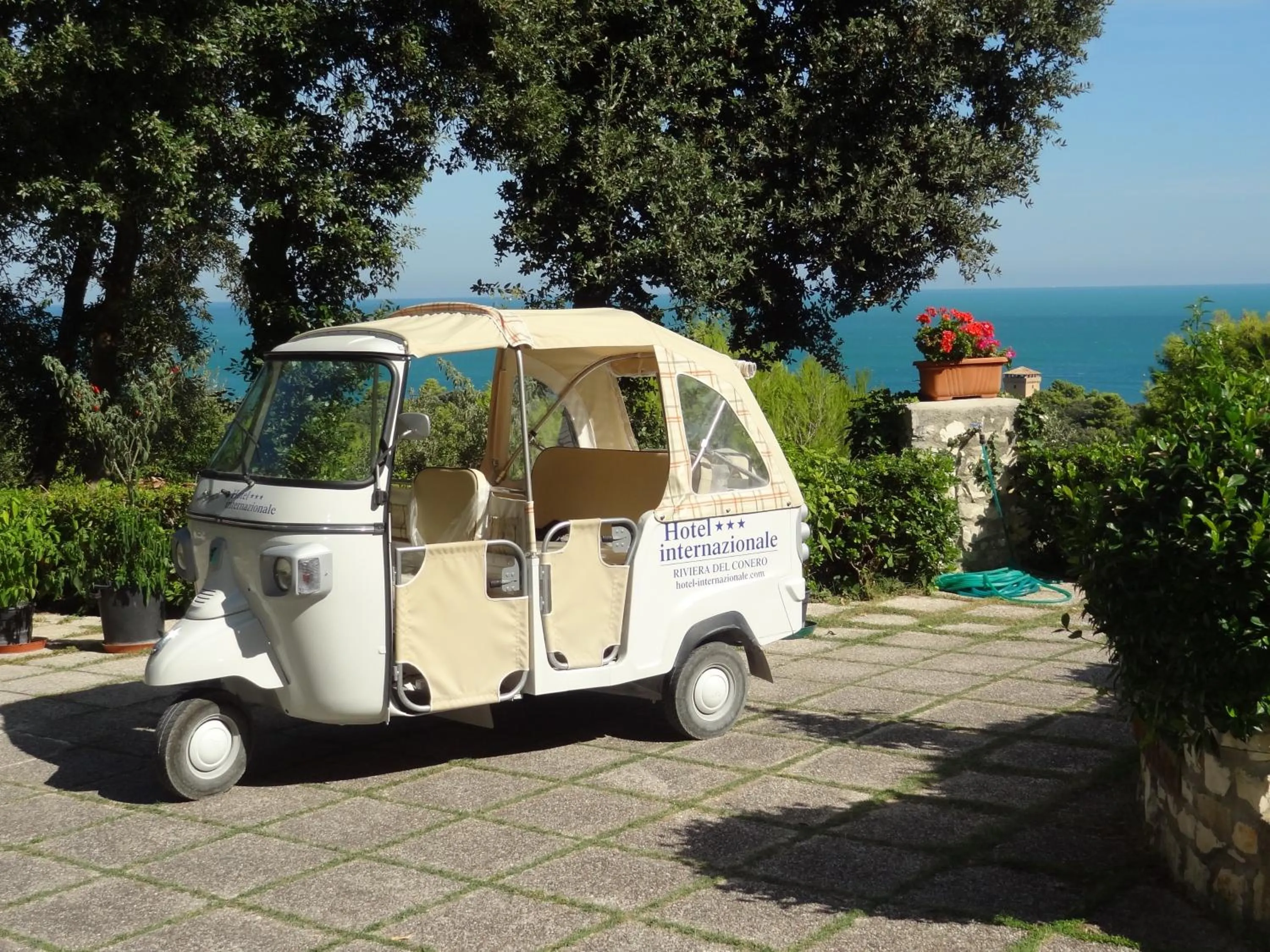 shuttle in Hotel Internazionale