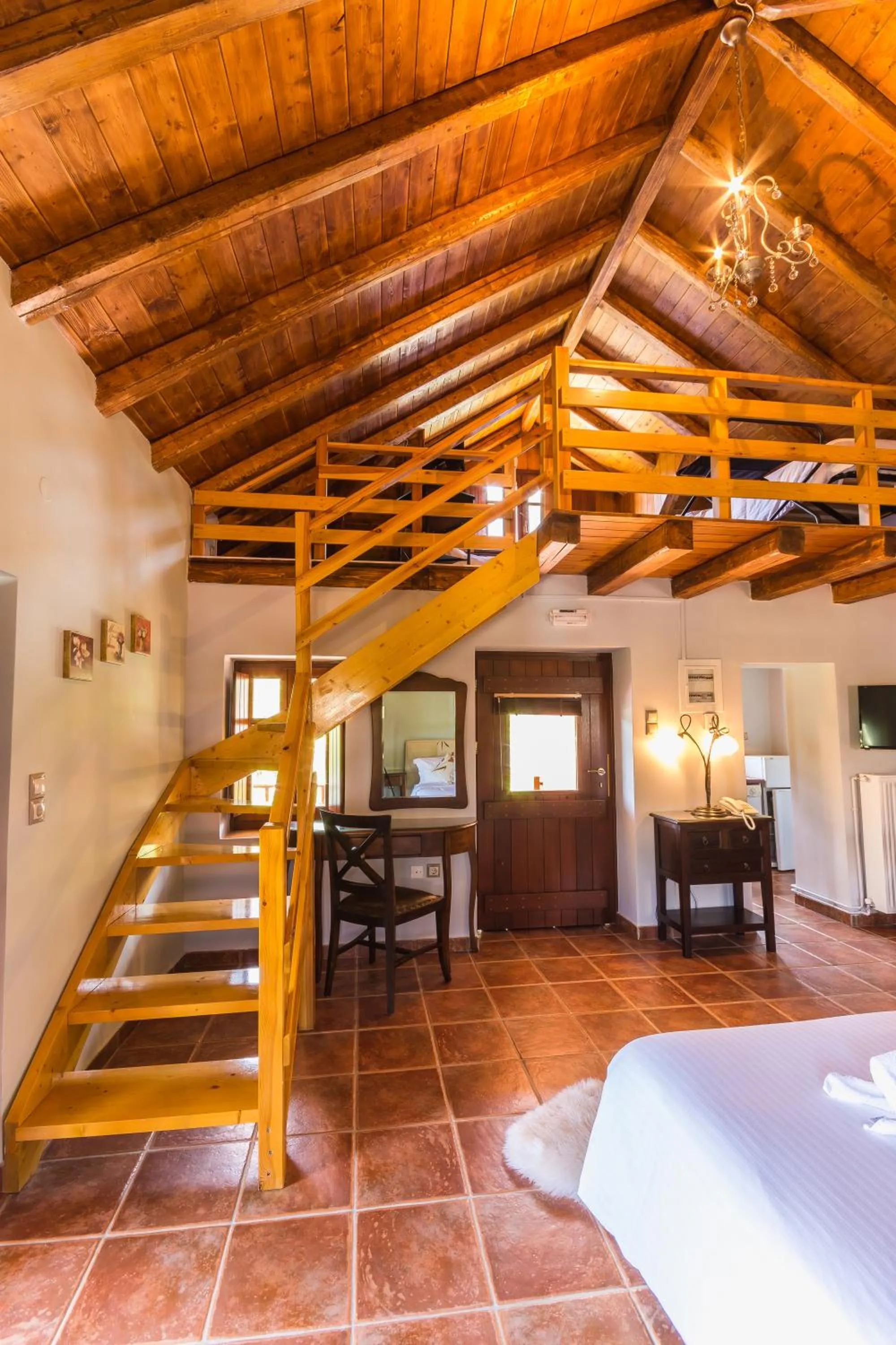 Photo of the whole room in Ilaeira Mountain Resort