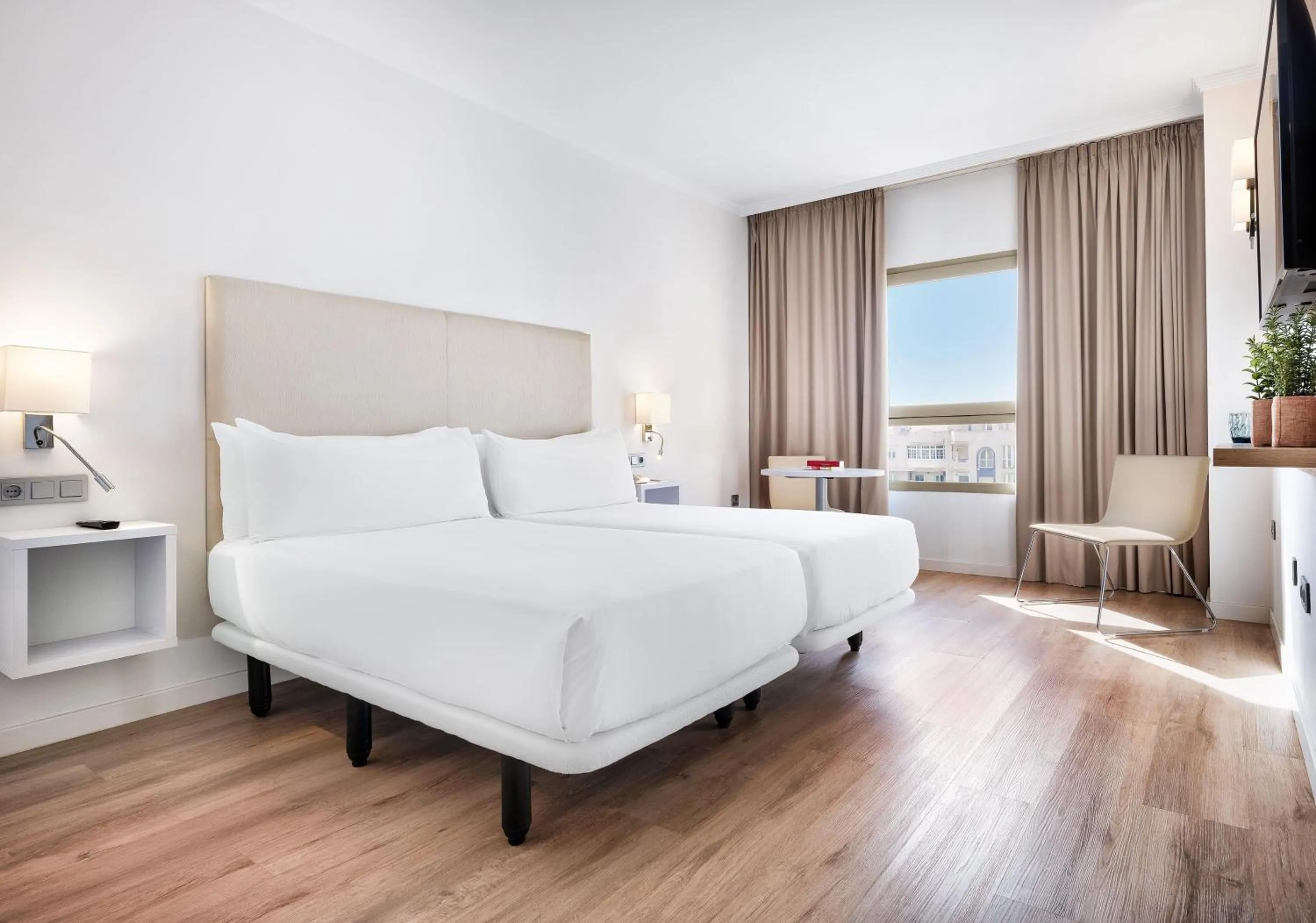 Bedroom, Bed in Hotel Melilla Puerto, Affiliated by Meliá