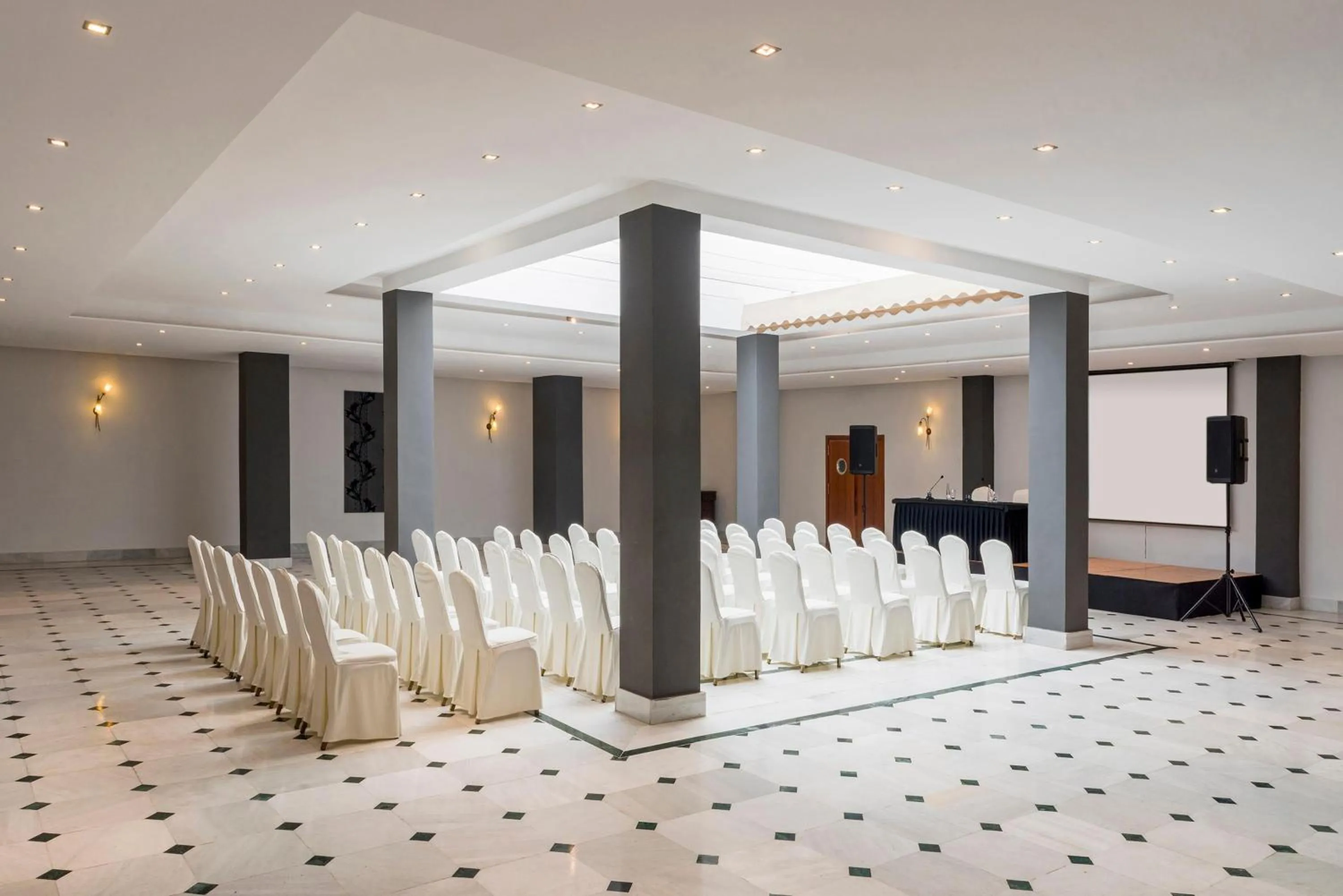 Meeting/conference room in Hotel Melilla Puerto, Affiliated by Meliá