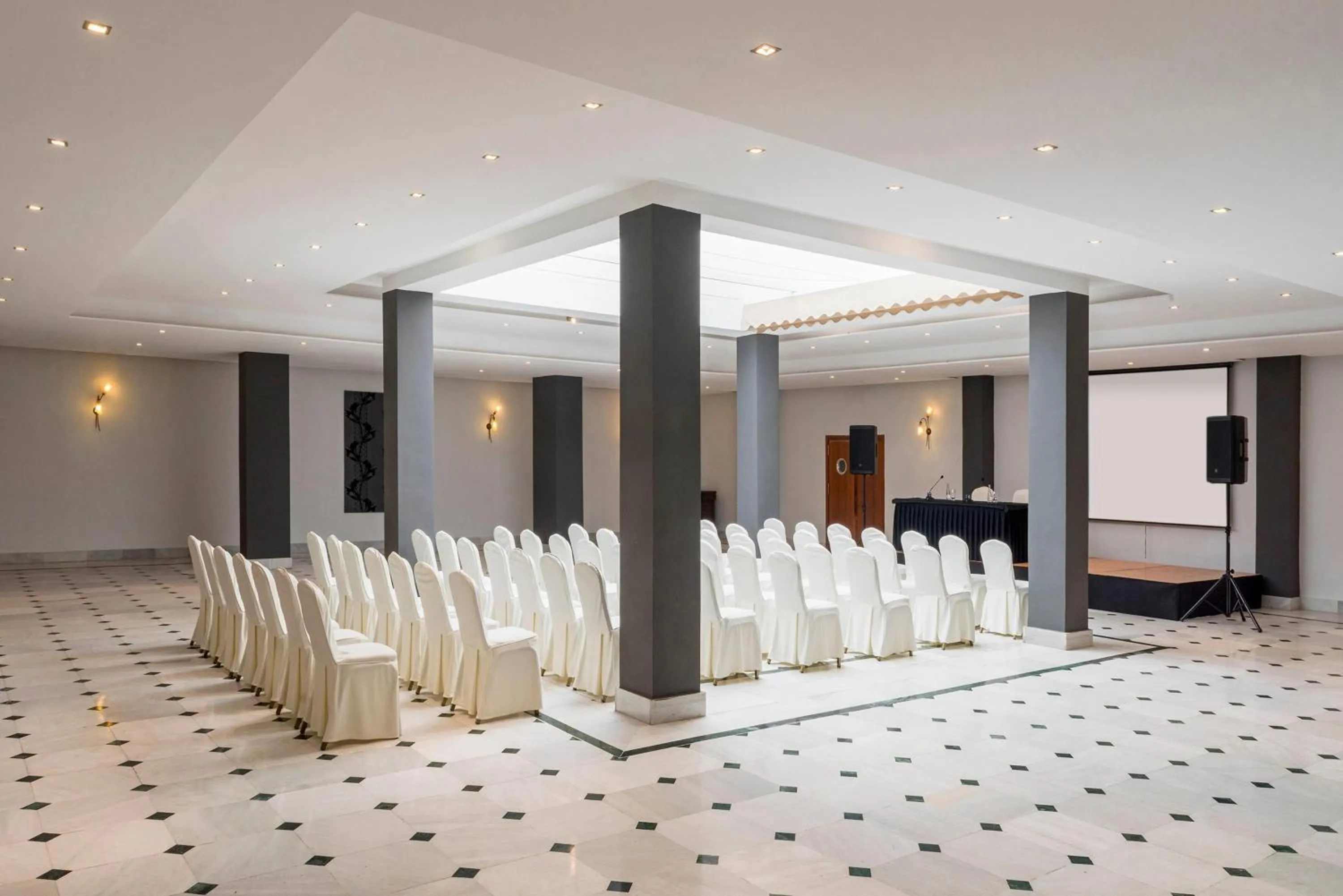 Meeting/conference room in Hotel Melilla Puerto, Affiliated by Meliá