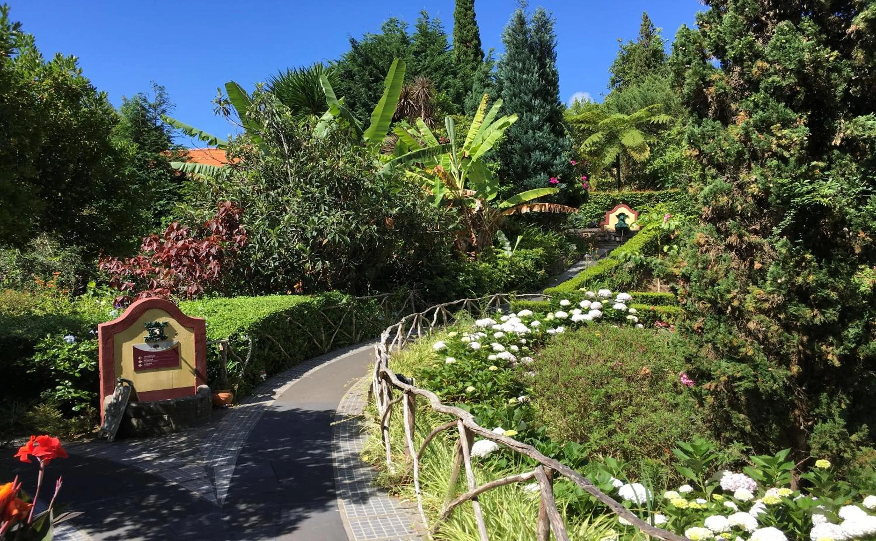 Garden in Pestana Quinta do Arco Nature & Rose Garden Hotel