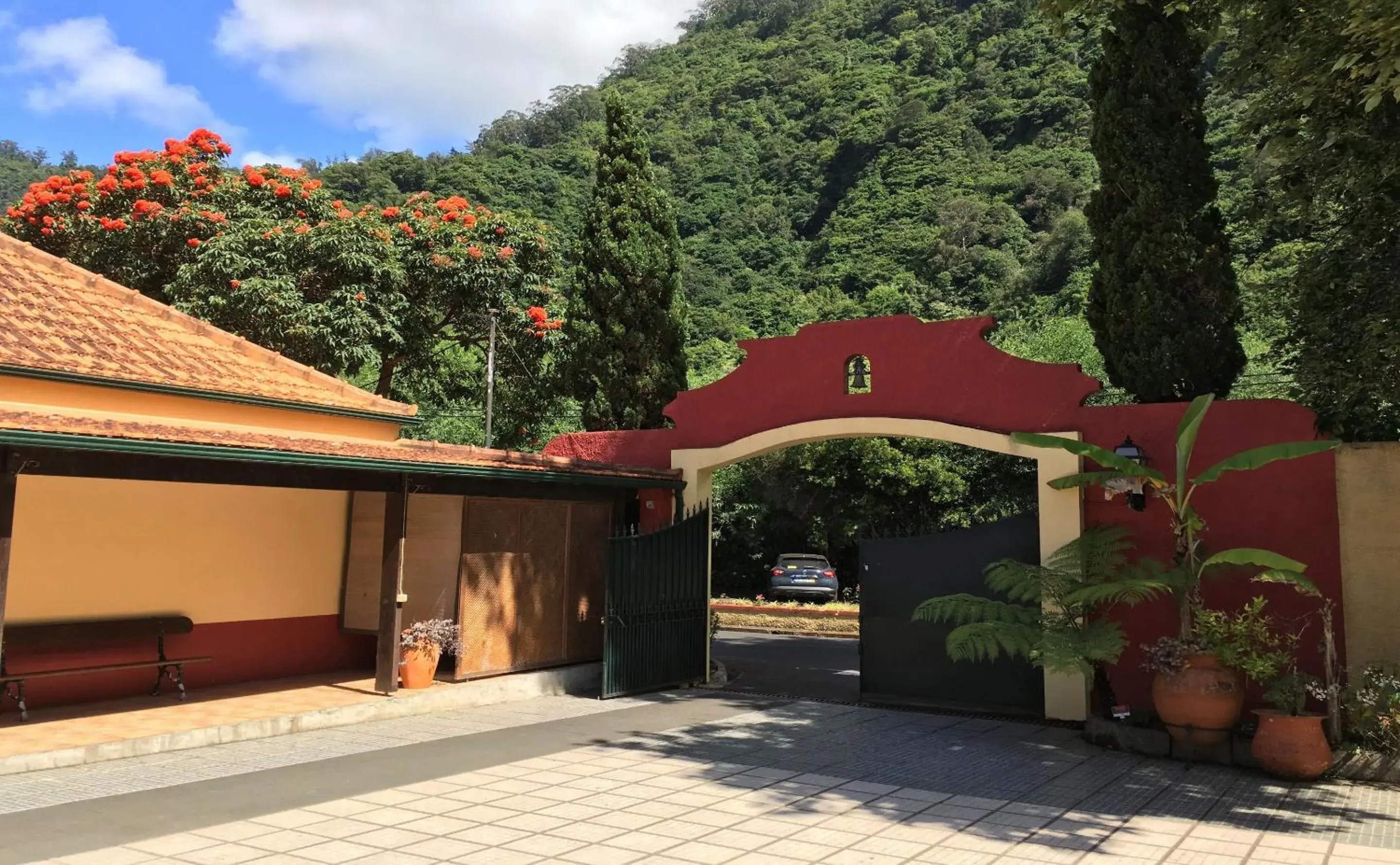 Facade/entrance in Pestana Quinta do Arco Nature & Rose Garden Hotel Facade/entrance in Pestana Quinta do Arco Nature & Rose Garden Hotel