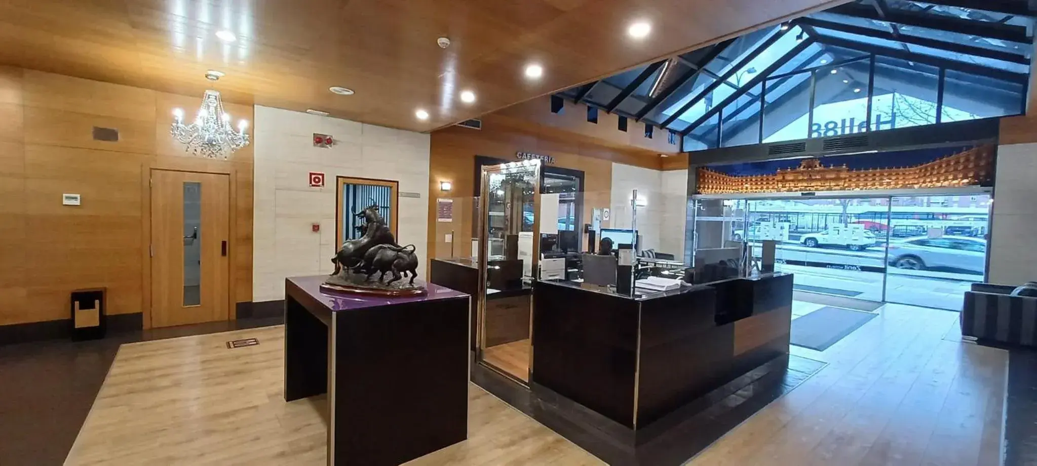 Lobby or reception in Zenit Aparthotel Hall 88 Lobby or reception in Zenit Aparthotel Hall 88