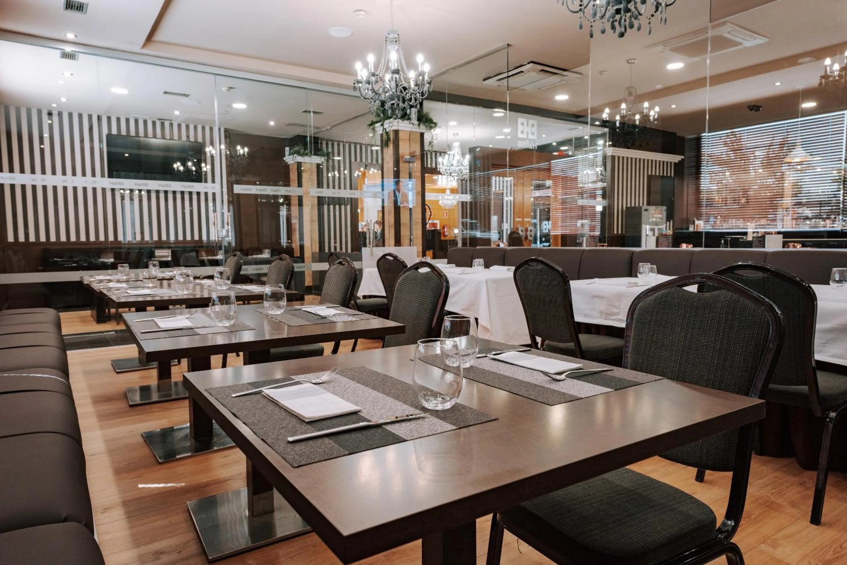 Lounge or bar in Zenit Aparthotel Hall 88