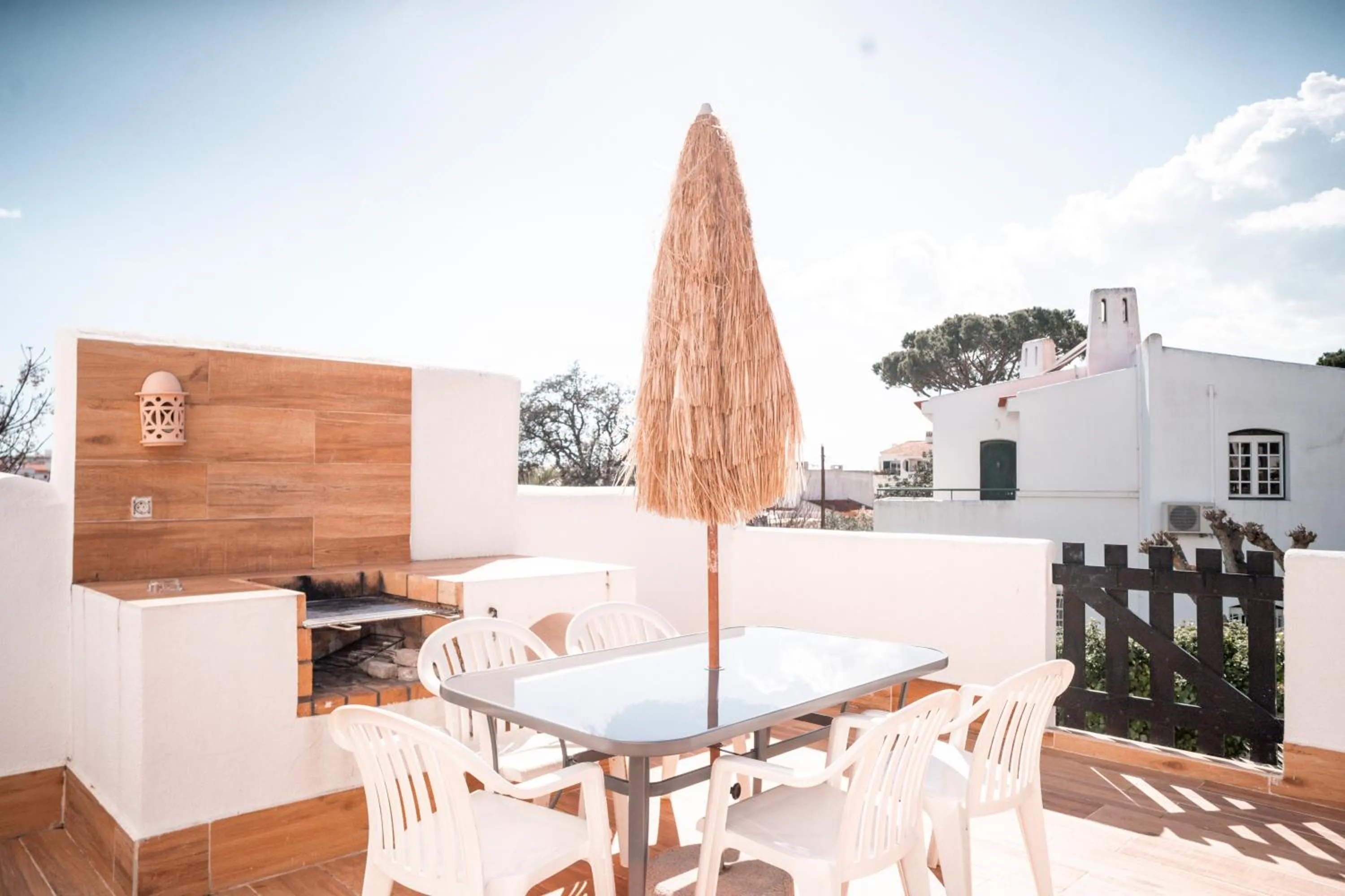 Patio in Apartamentos Honorio - Pool and Garden