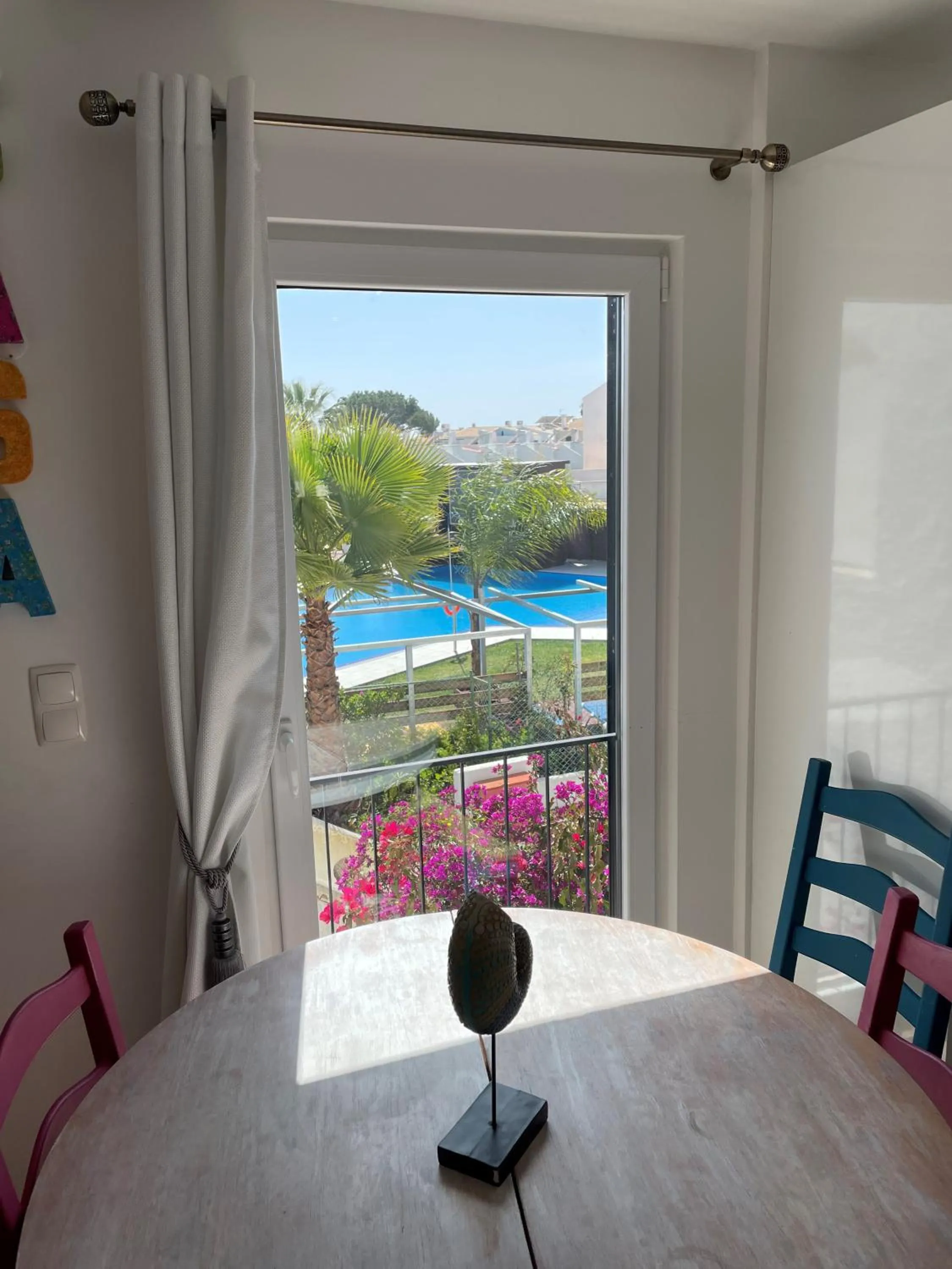 Dining area in Apartamentos Honorio - Pool and Garden