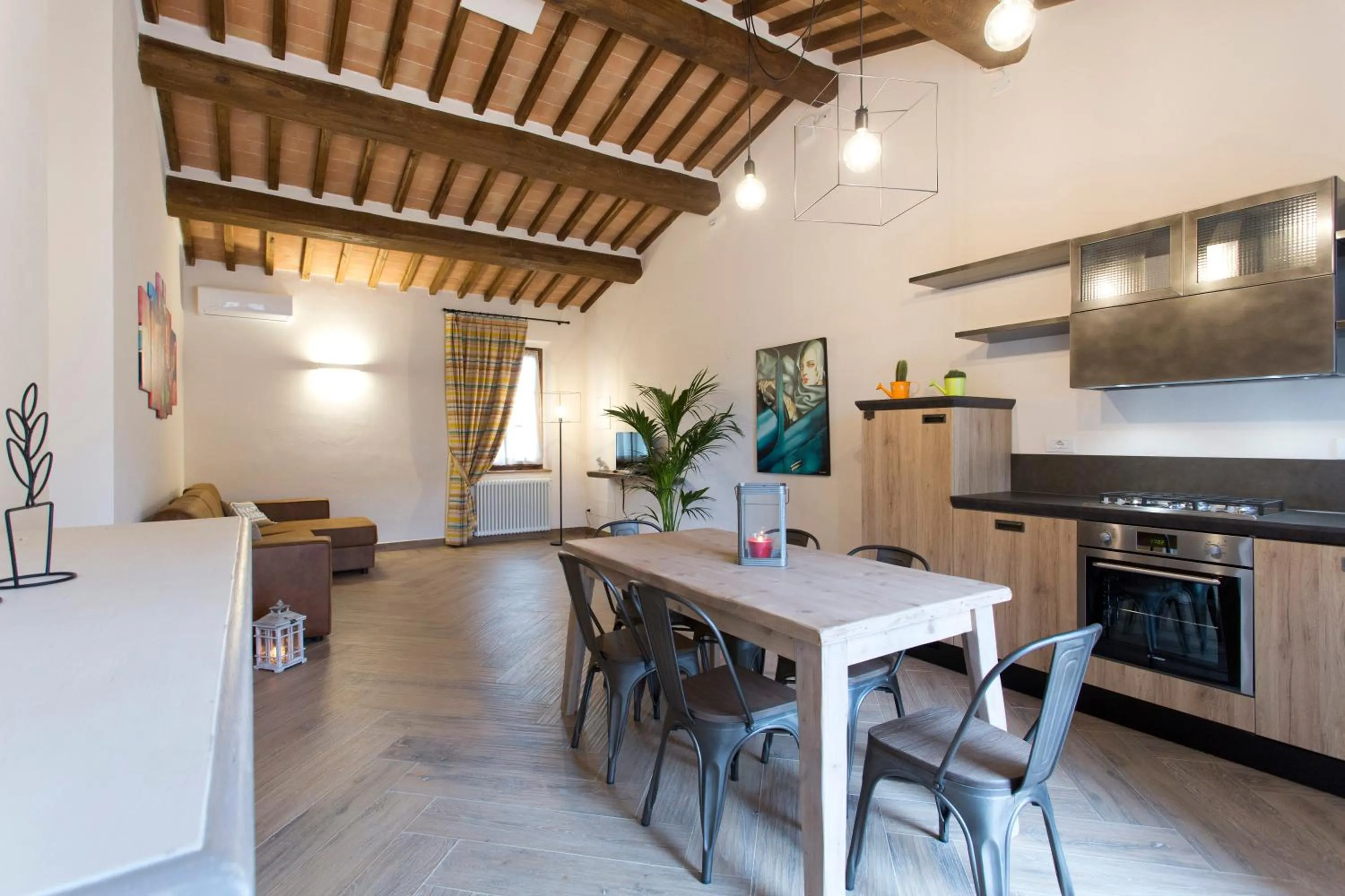 Kitchen or kitchenette in Casale San Galgano
