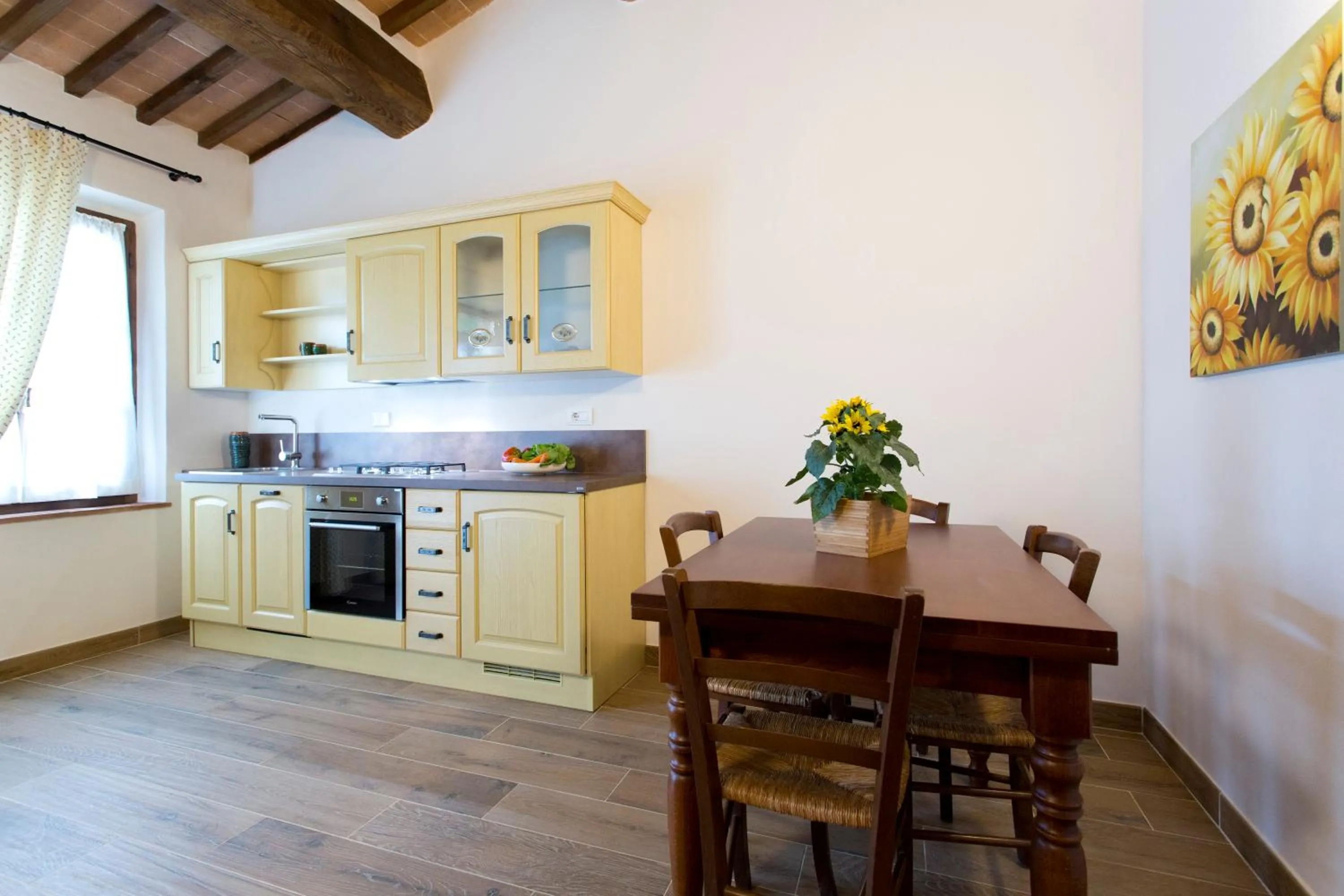 Kitchen or kitchenette in Casale San Galgano
