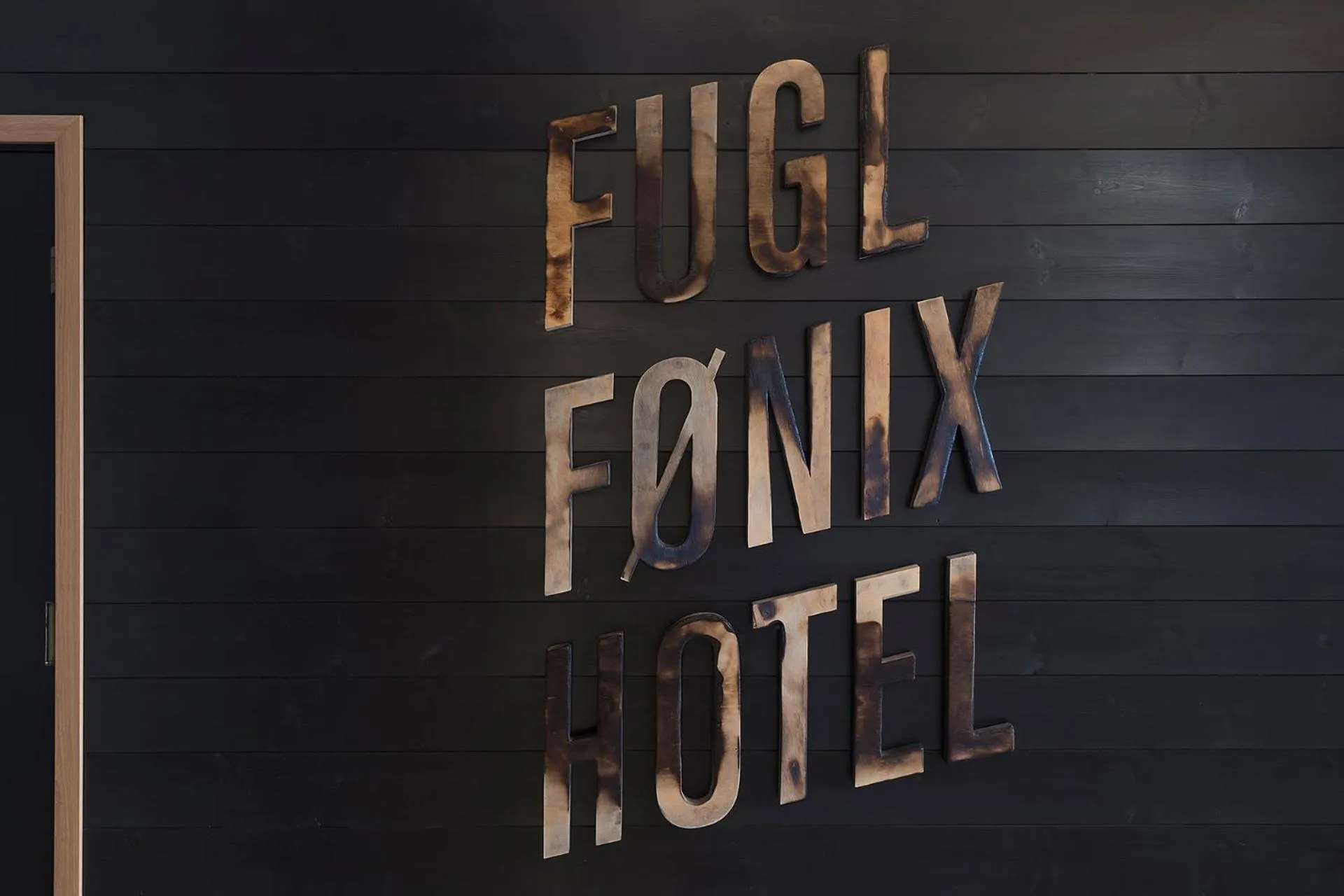 Property logo or sign in Fugl Fønix Hotel