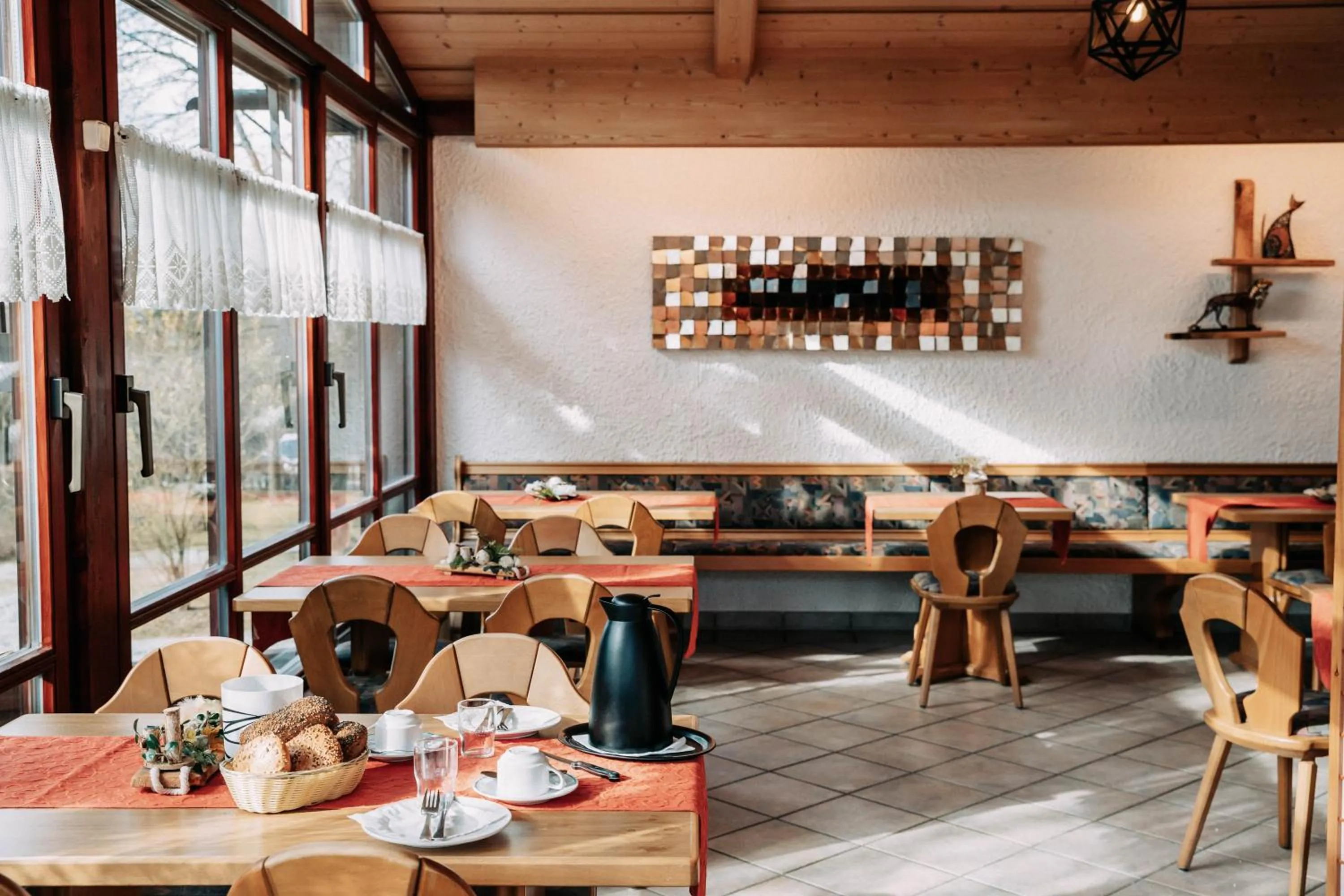 Restaurant/places to eat in Waldpension Jägerstüberl