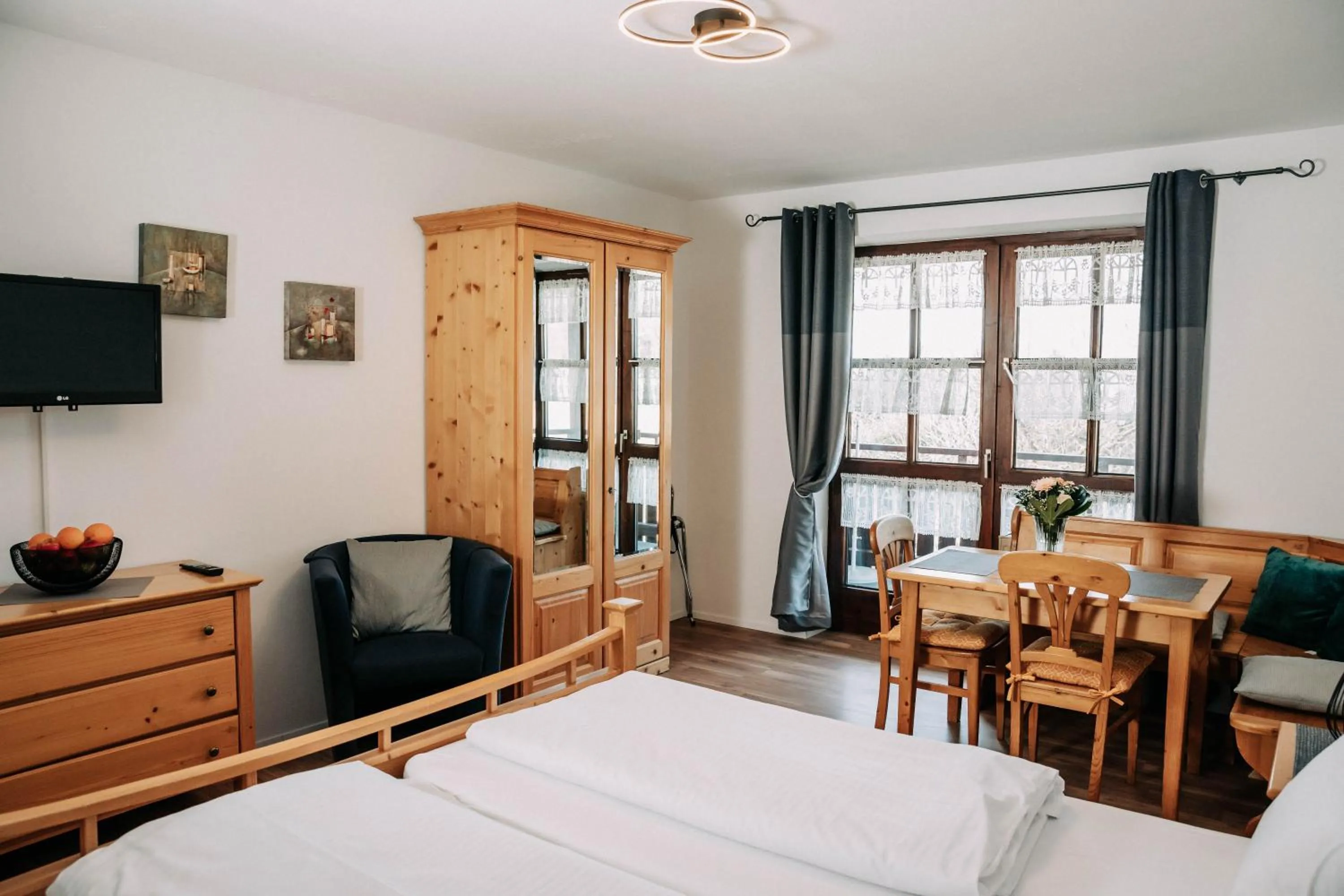 Photo of the whole room, Bed in Waldpension Jägerstüberl