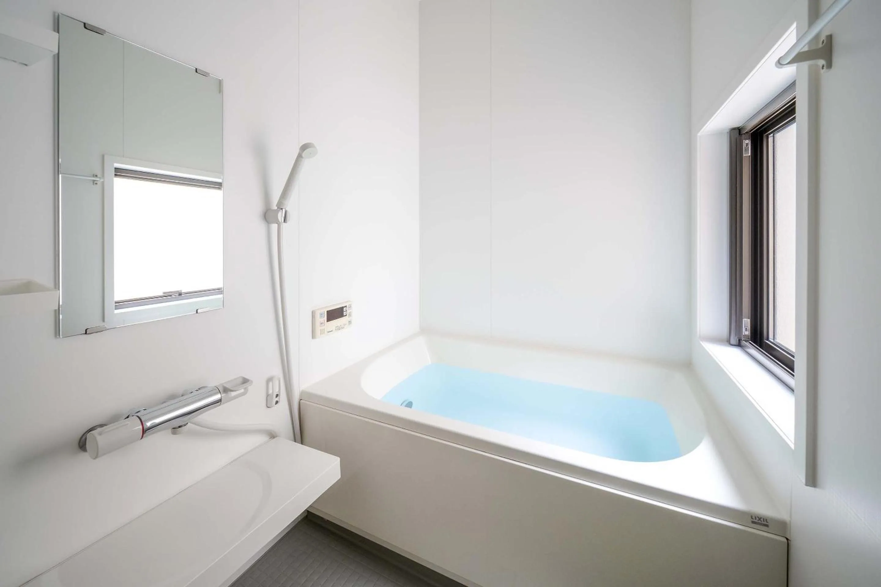 Bathroom in Aoshida Machiya House