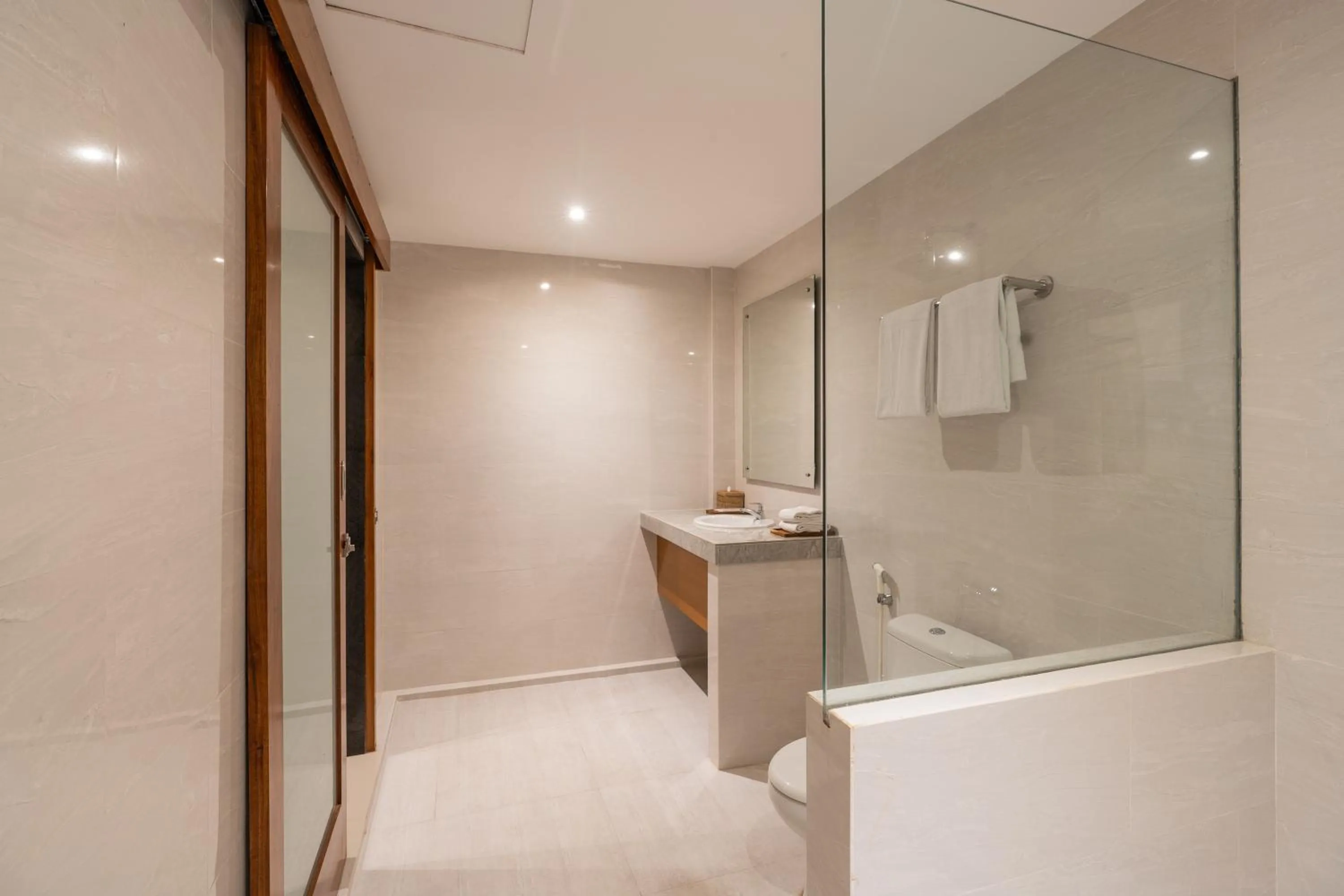 Bathroom in Suka Beach Inn