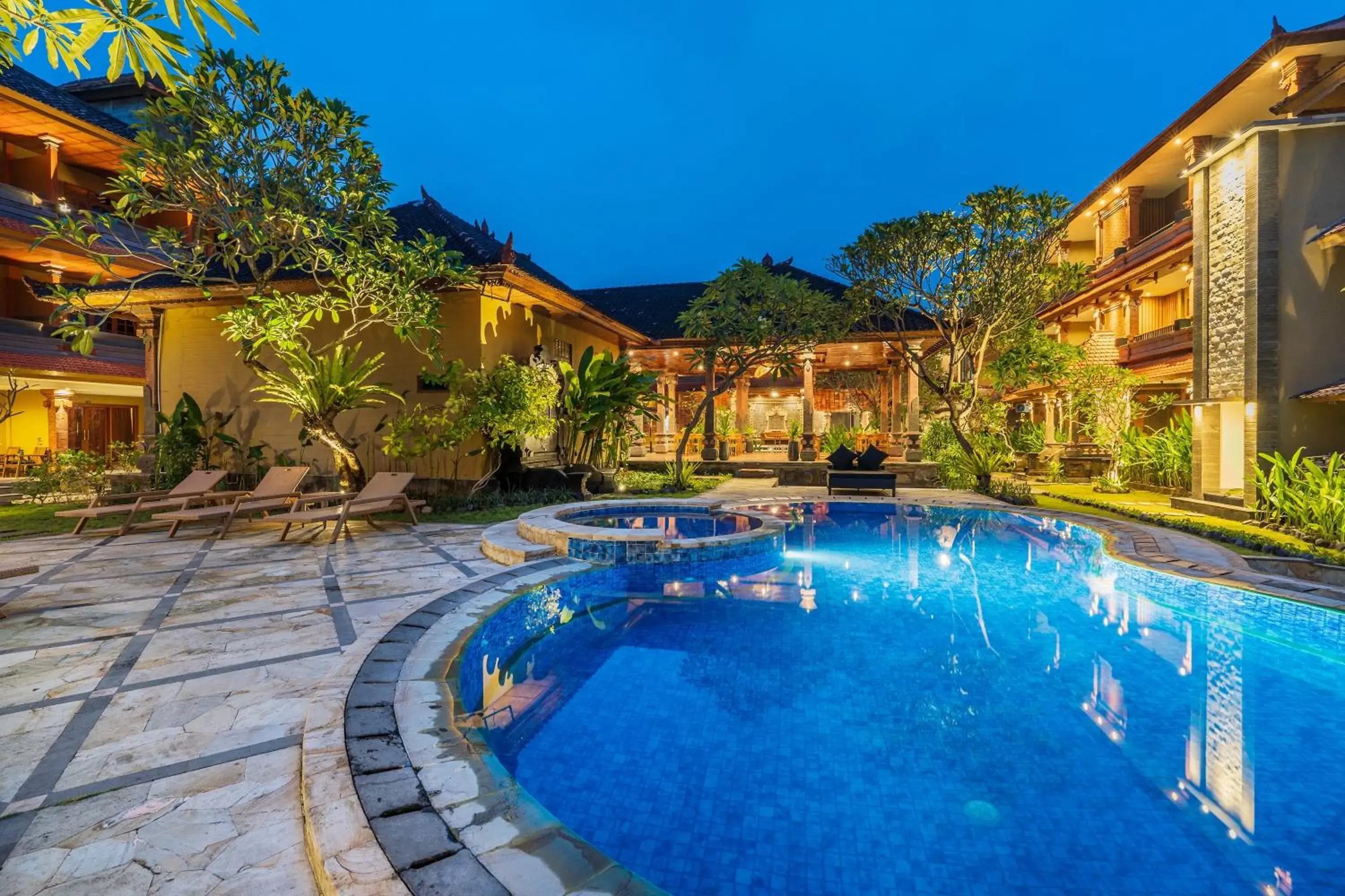 Swimming pool in Suka Beach Inn Swimming pool in Suka Beach Inn