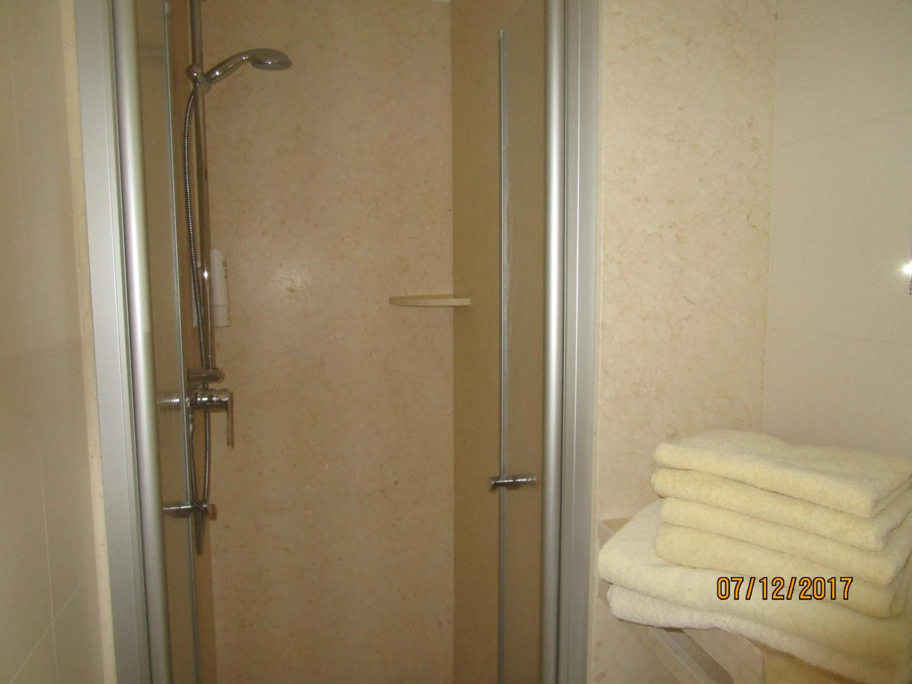 Shower in Pension Willischza