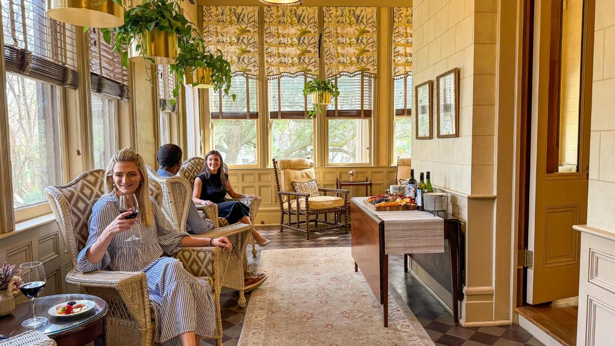 Seating area in Wentworth Mansion