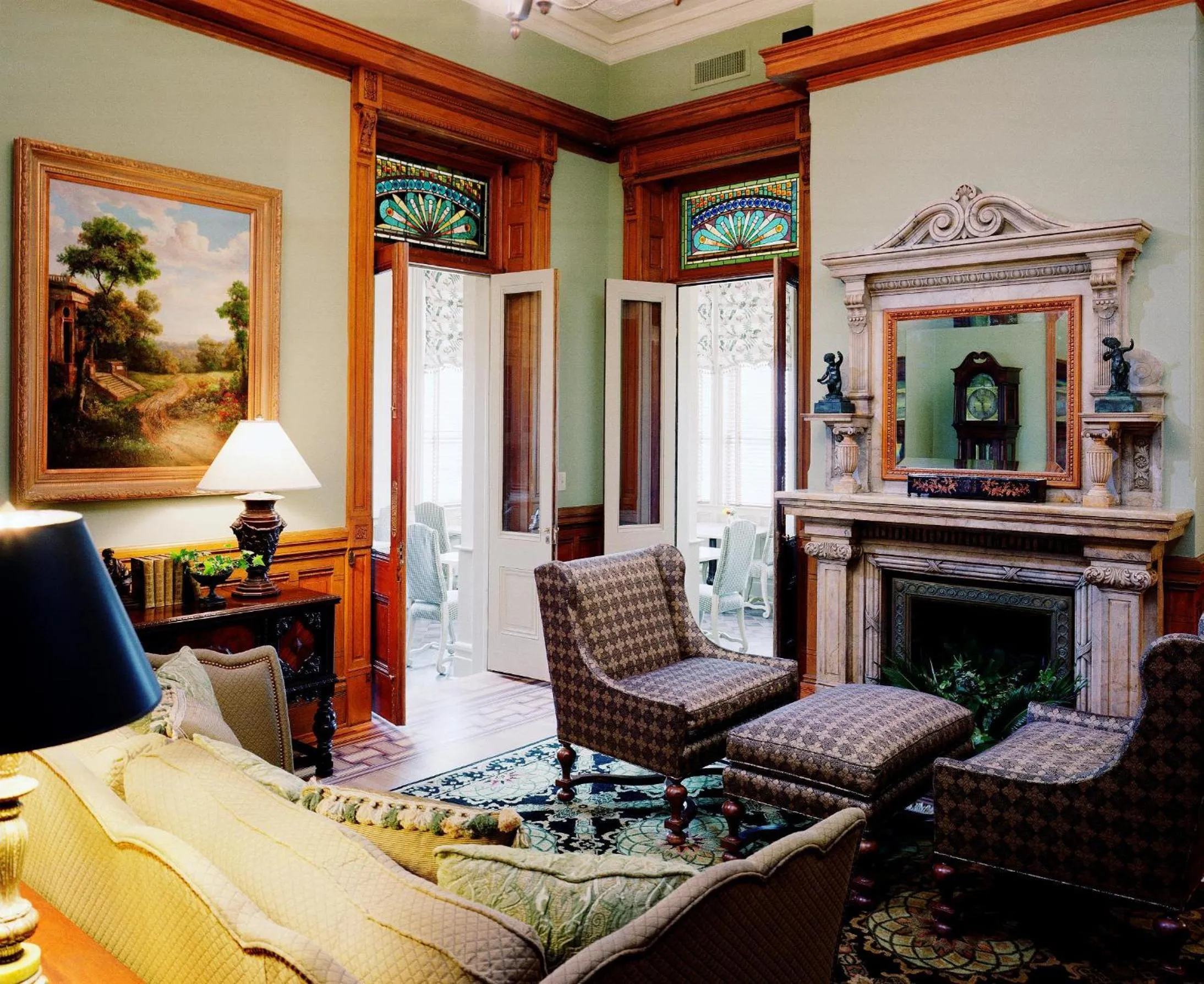 Communal lounge/ TV room in Wentworth Mansion