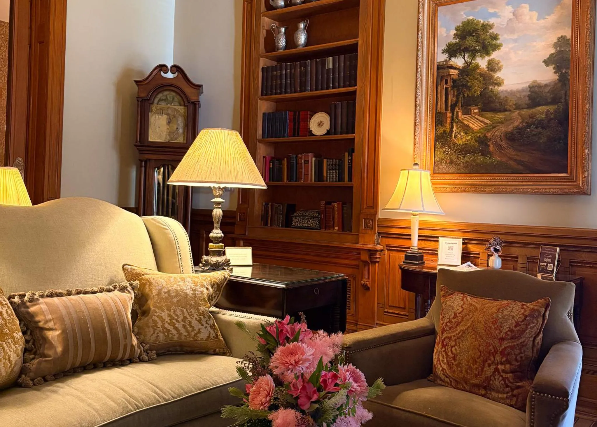 Seating area in Wentworth Mansion