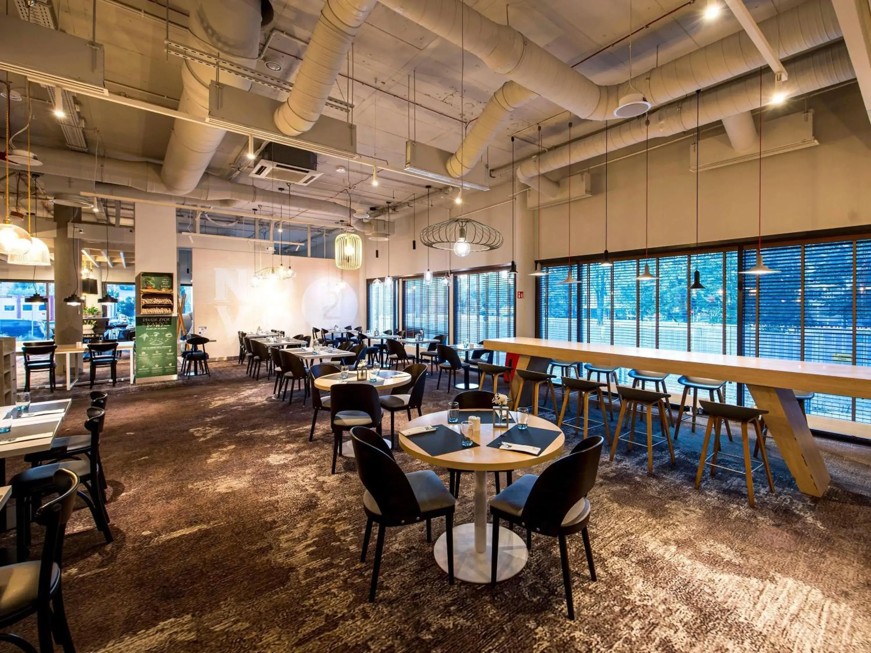 Restaurant/places to eat in Novotel Wrocław Centrum Restaurant/places to eat in Novotel Wrocław Centrum