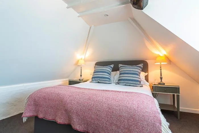 Bed in Cary Arms & Spa